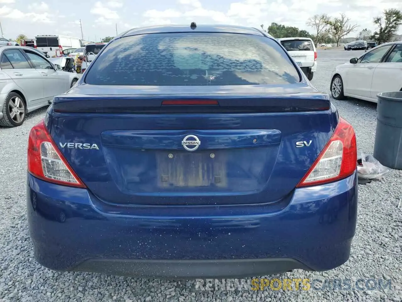 6 Фотография поврежденного автомобиля 3N1CN7AP6KL851571 NISSAN VERSA 2019