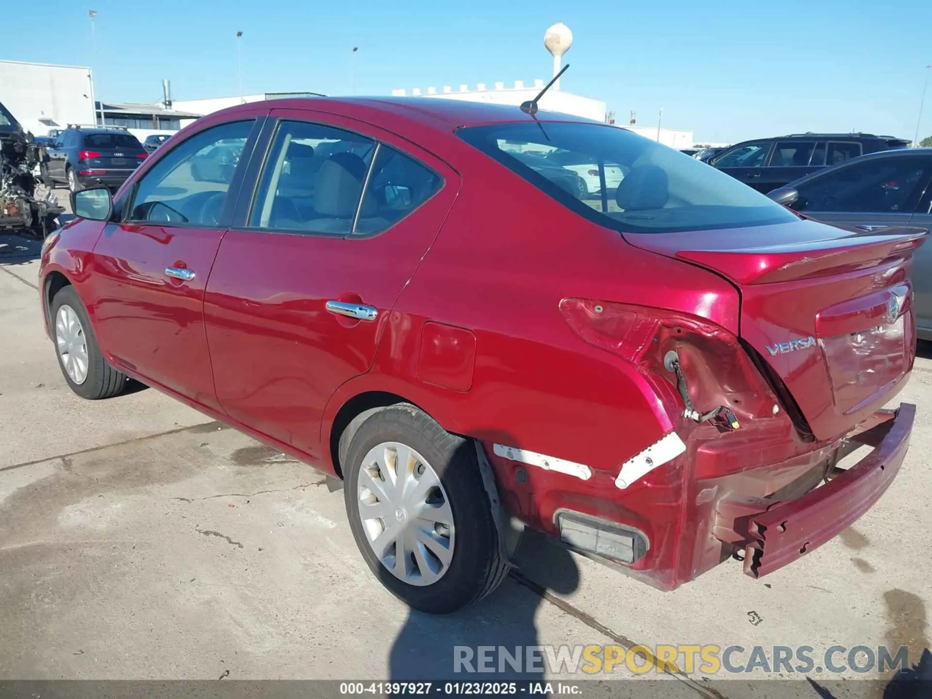 3 Фотография поврежденного автомобиля 3N1CN7AP6KL861338 NISSAN VERSA 2019