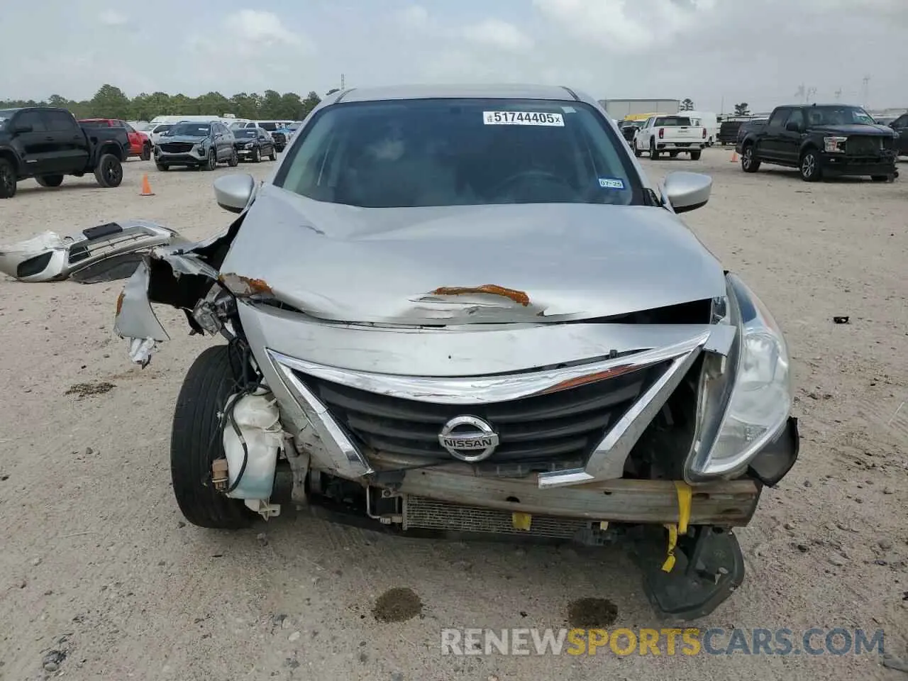 5 Photograph of a damaged car 3N1CN7AP7KL819275 NISSAN VERSA 2019