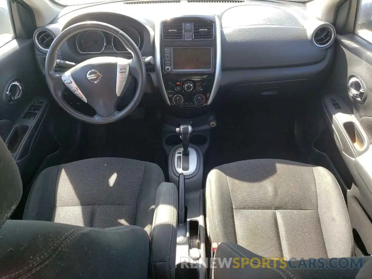 8 Photograph of a damaged car 3N1CN7AP7KL826128 NISSAN VERSA 2019