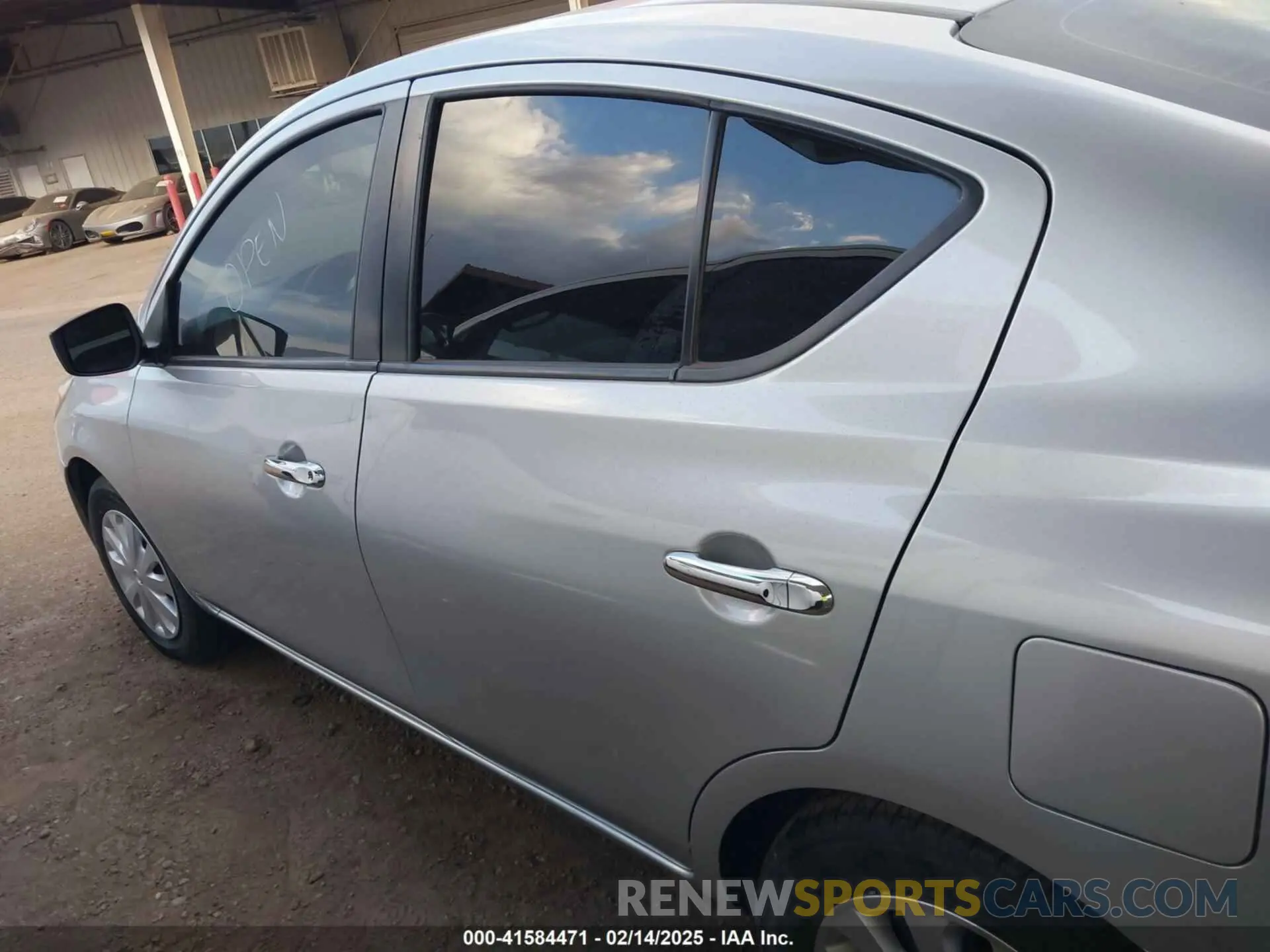 13 Photograph of a damaged car 3N1CN7AP7KL842085 NISSAN VERSA 2019