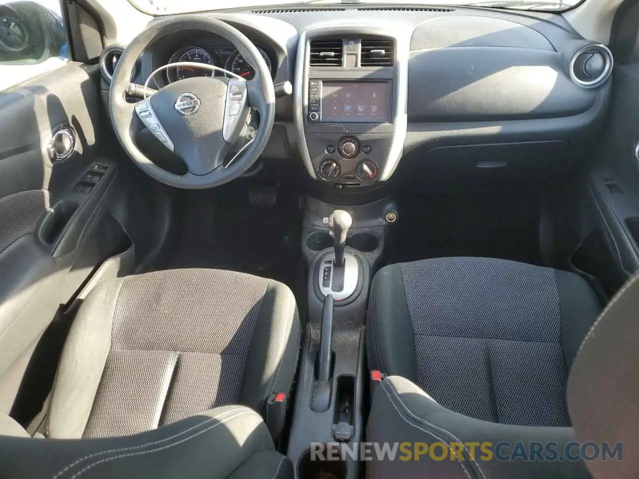 8 Фотография поврежденного автомобиля 3N1CN7AP7KL843835 NISSAN VERSA 2019