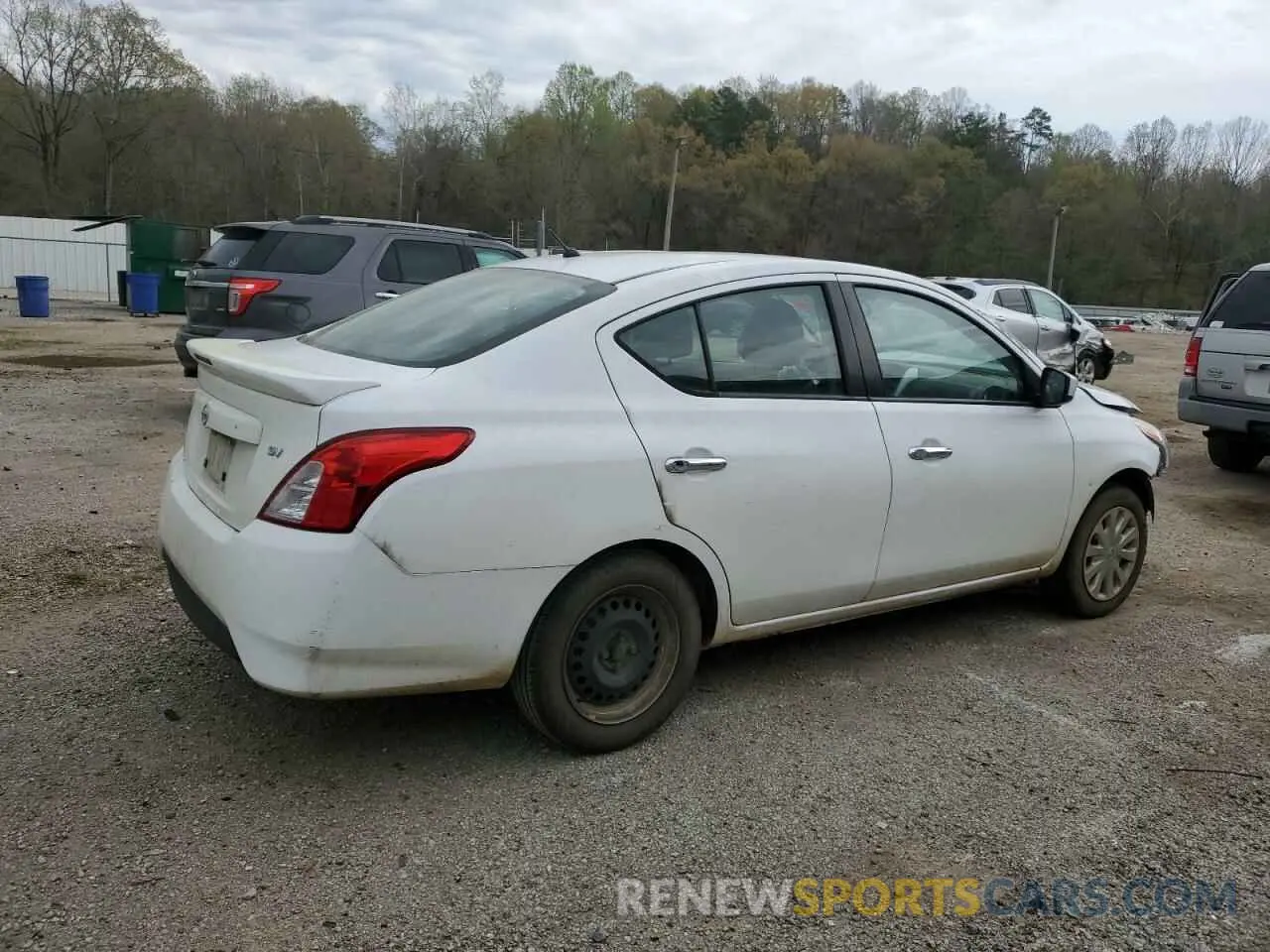 3 Фотография поврежденного автомобиля 3N1CN7AP7KL852681 NISSAN VERSA 2019