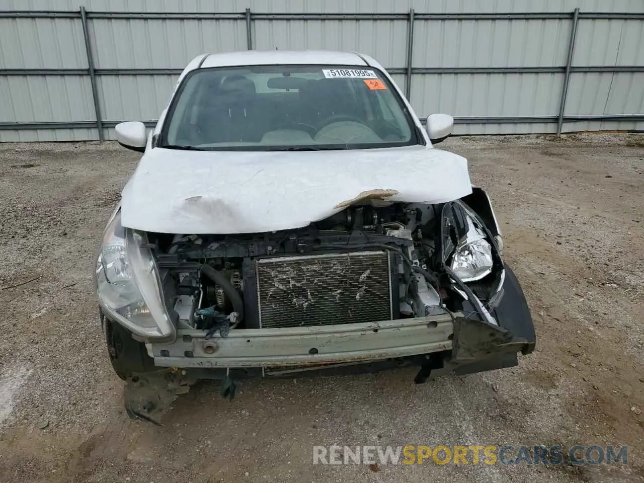 5 Фотография поврежденного автомобиля 3N1CN7AP7KL852681 NISSAN VERSA 2019