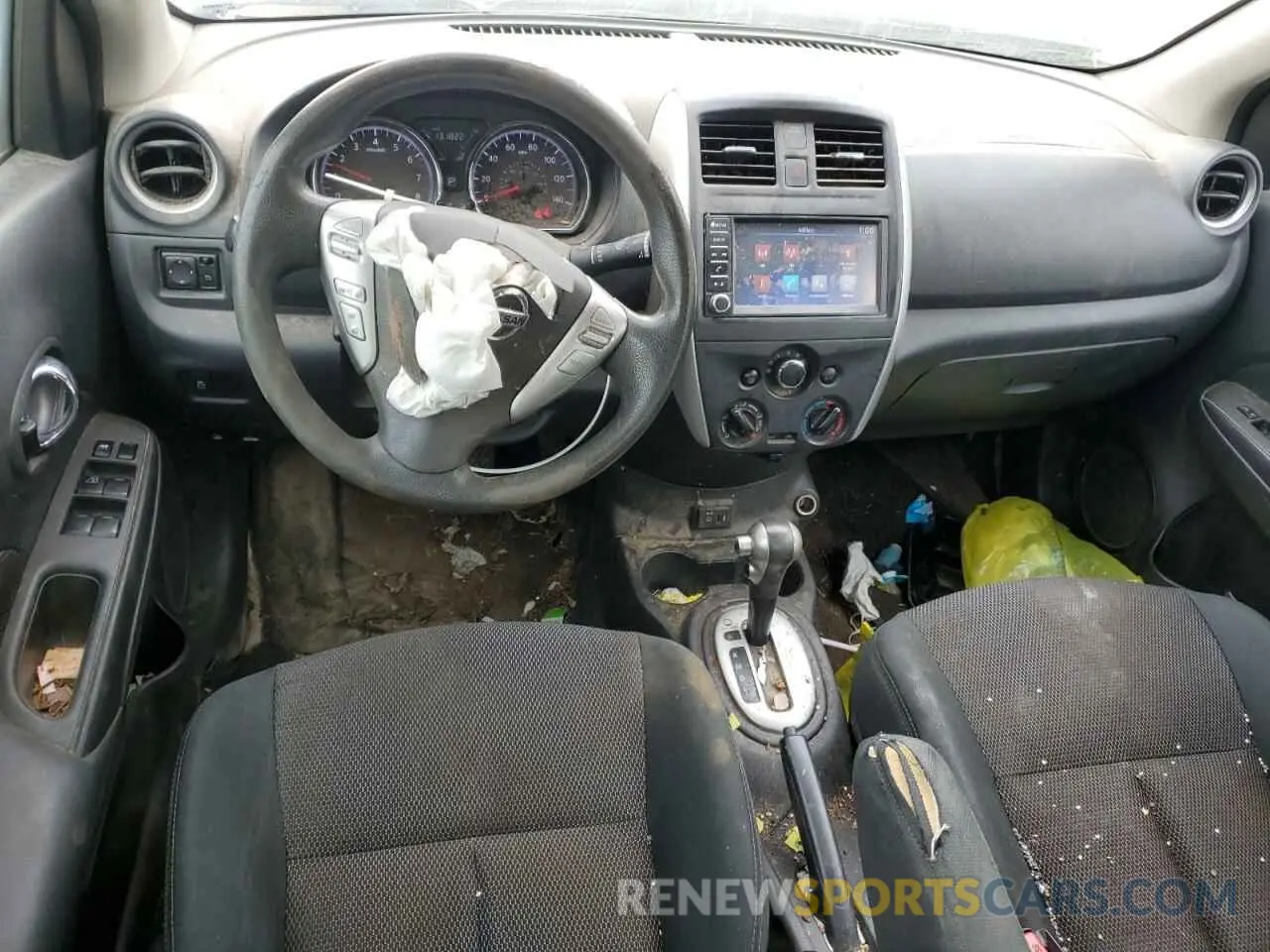 8 Фотография поврежденного автомобиля 3N1CN7AP7KL852681 NISSAN VERSA 2019