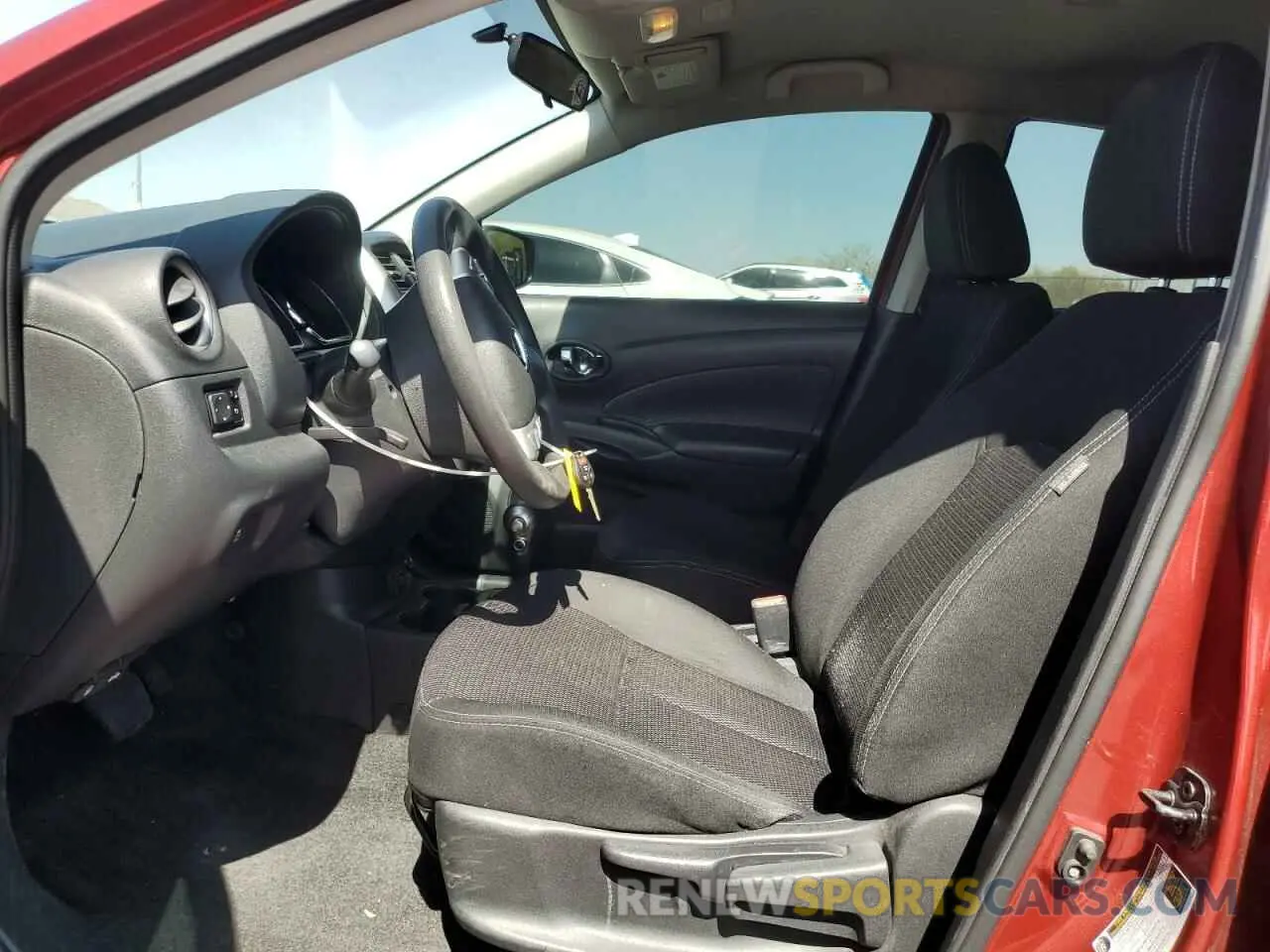 7 Фотография поврежденного автомобиля 3N1CN7AP7KL856214 NISSAN VERSA 2019