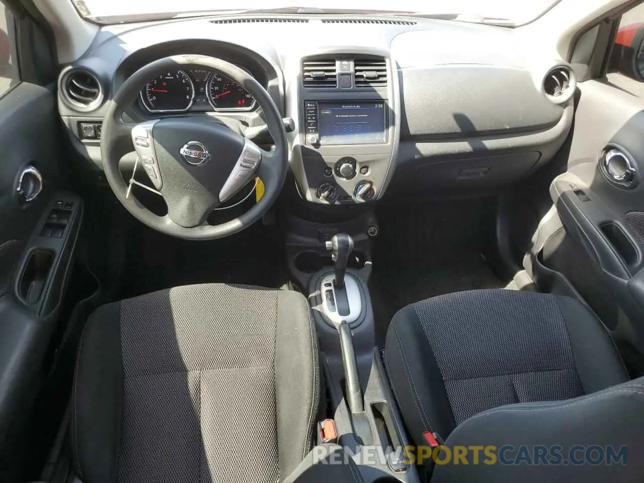 8 Фотография поврежденного автомобиля 3N1CN7AP7KL856214 NISSAN VERSA 2019