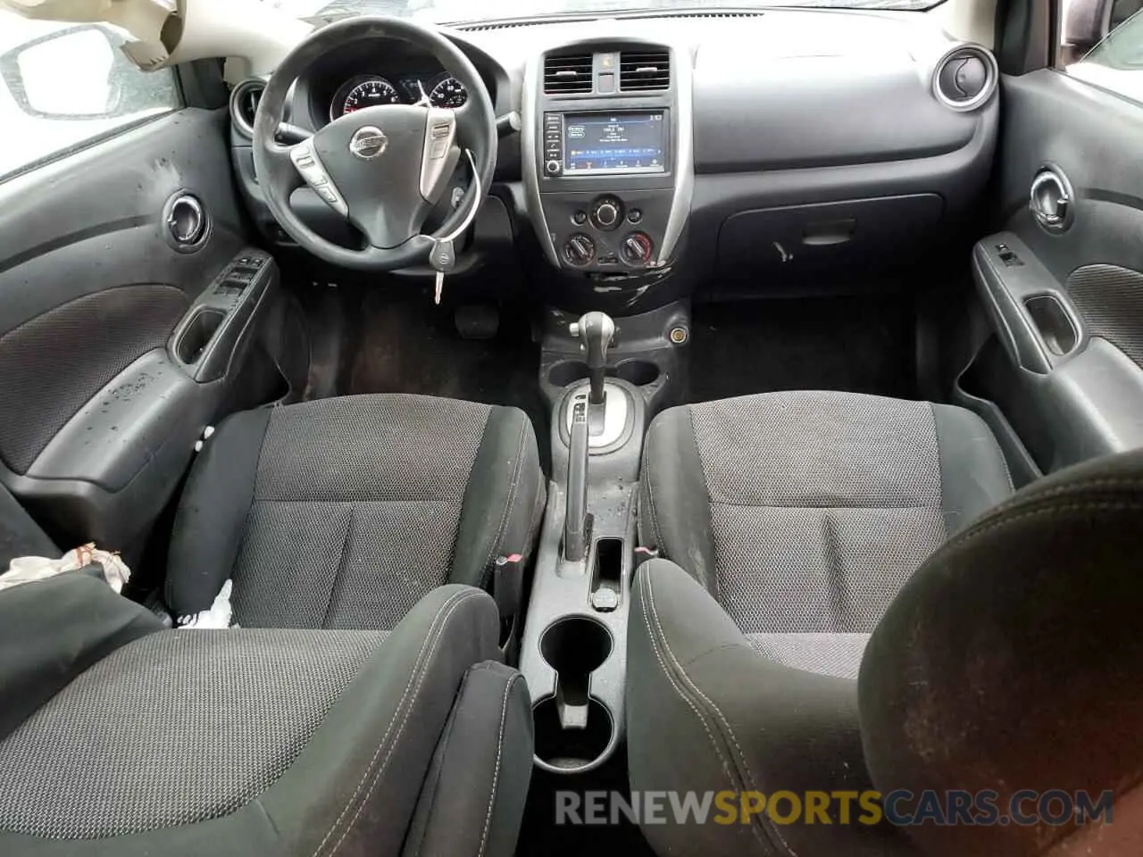 8 Фотография поврежденного автомобиля 3N1CN7AP7KL859954 NISSAN VERSA 2019