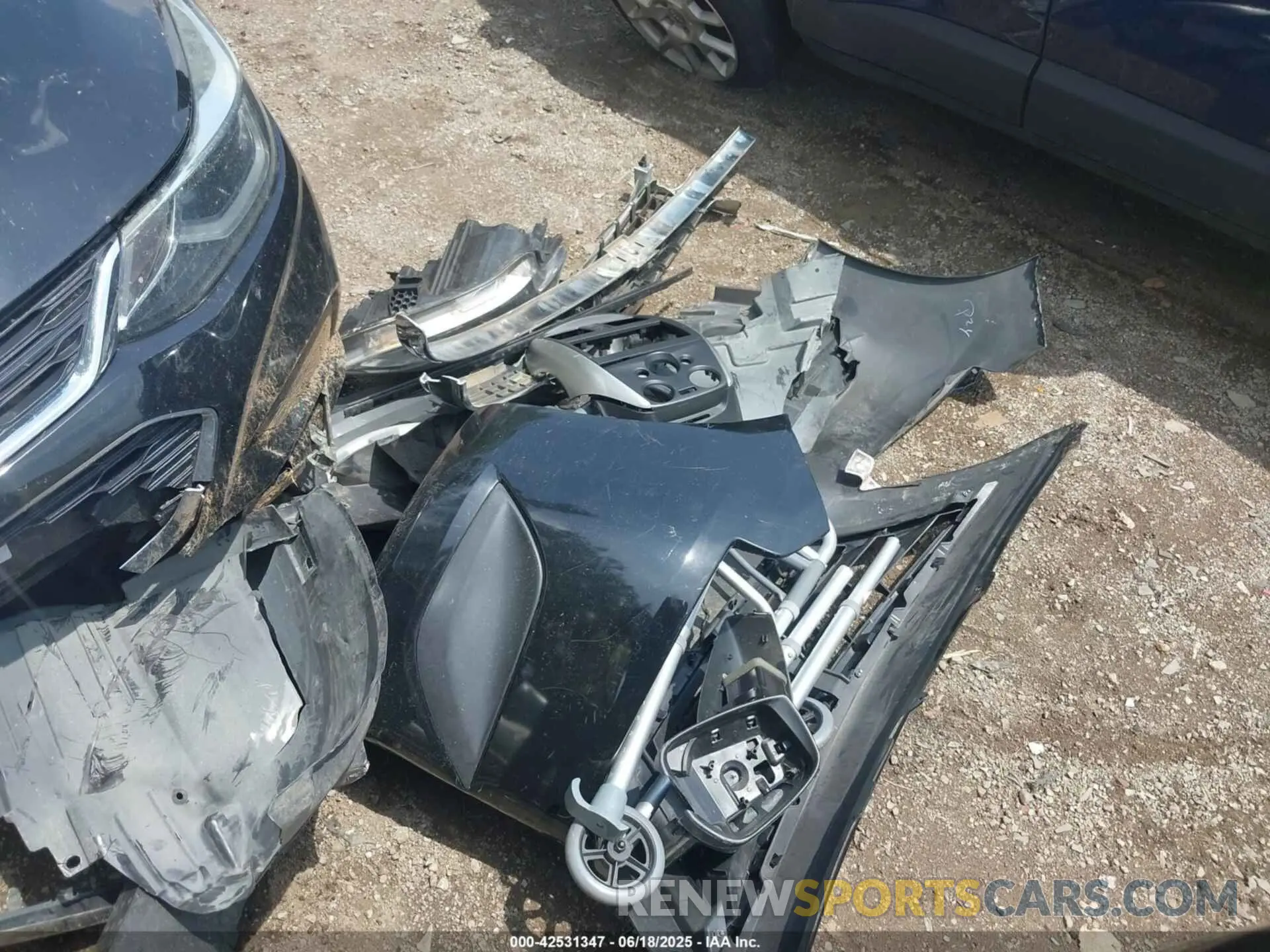 12 Photograph of a damaged car 3N1CN7AP7KL878648 NISSAN VERSA 2019
