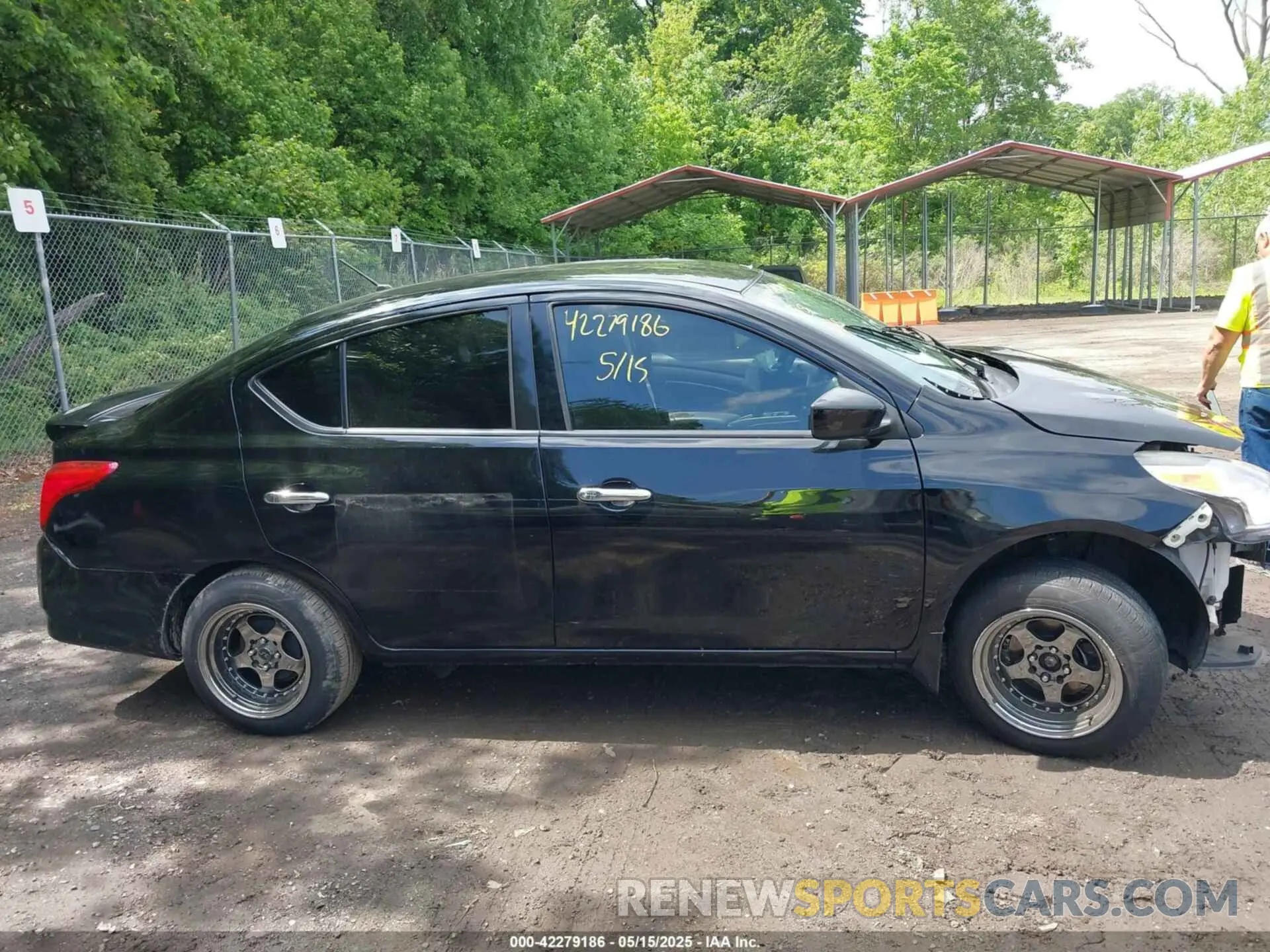 13 Фотография поврежденного автомобиля 3N1CN7AP7KL879749 NISSAN VERSA 2019