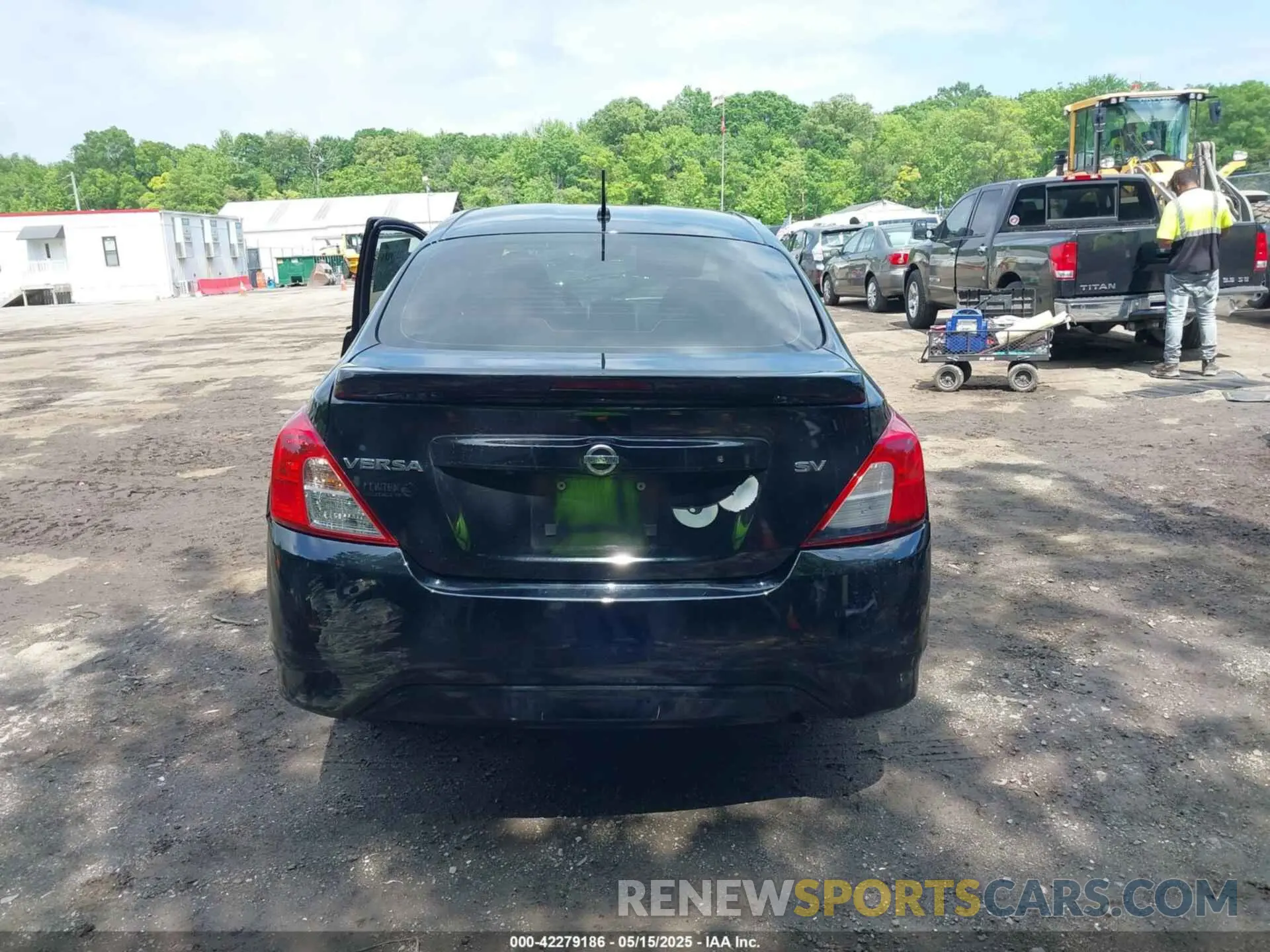 16 Фотография поврежденного автомобиля 3N1CN7AP7KL879749 NISSAN VERSA 2019