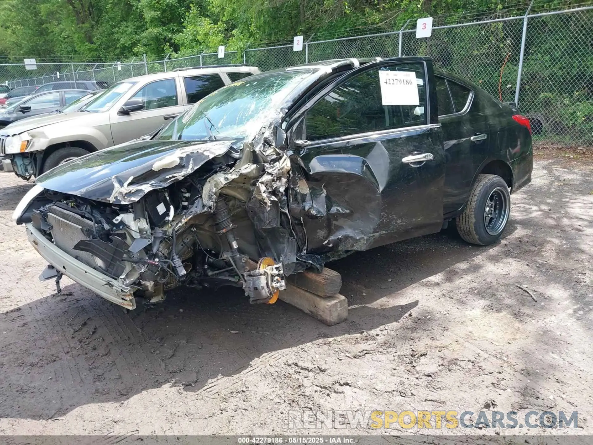 2 Фотография поврежденного автомобиля 3N1CN7AP7KL879749 NISSAN VERSA 2019