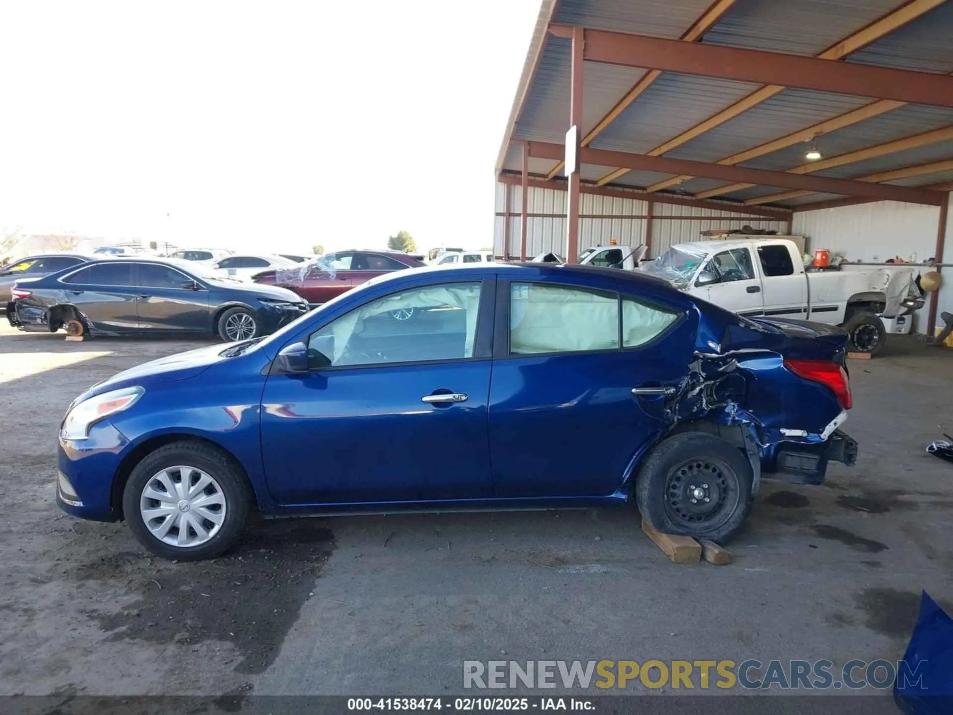 15 Photograph of a damaged car 3N1CN7AP8KL807538 NISSAN VERSA 2019