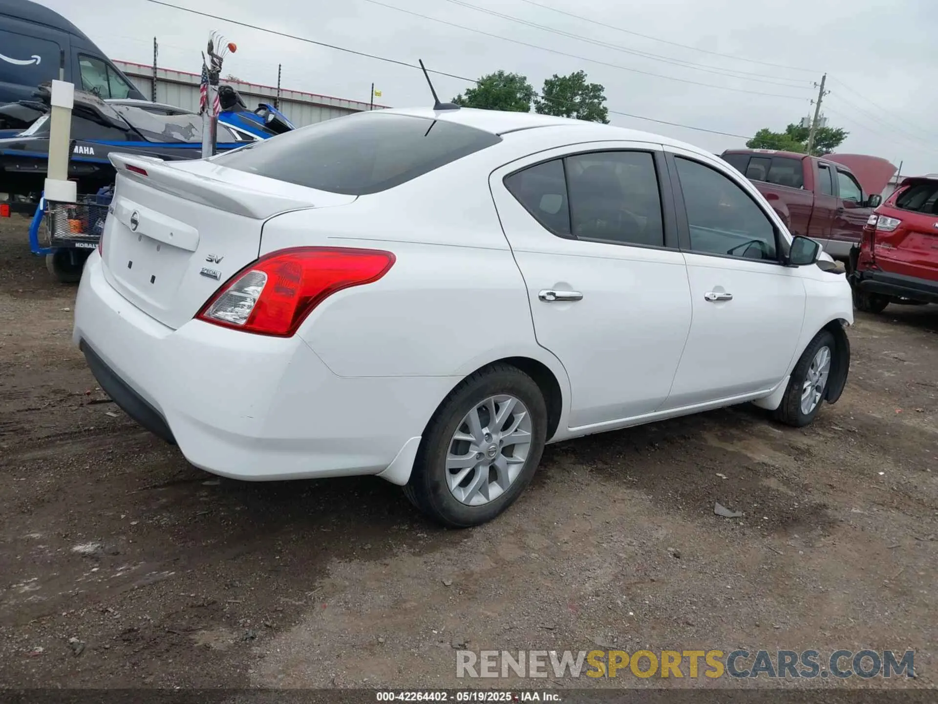 4 Photograph of a damaged car 3N1CN7AP8KL813131 NISSAN VERSA 2019