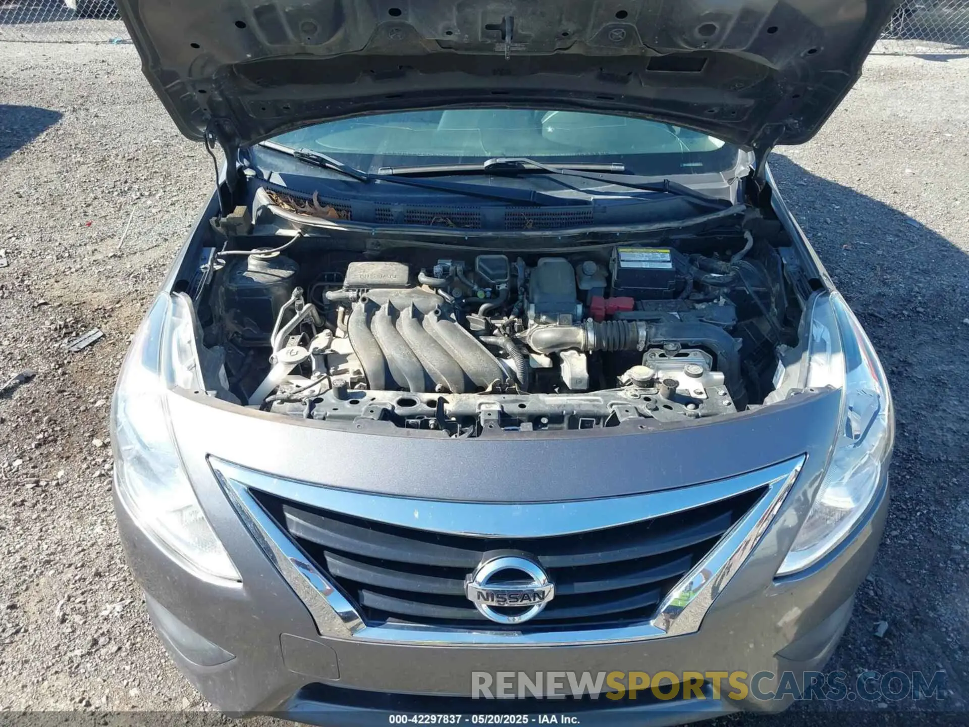 10 Фотография поврежденного автомобиля 3N1CN7AP8KL820631 NISSAN VERSA 2019