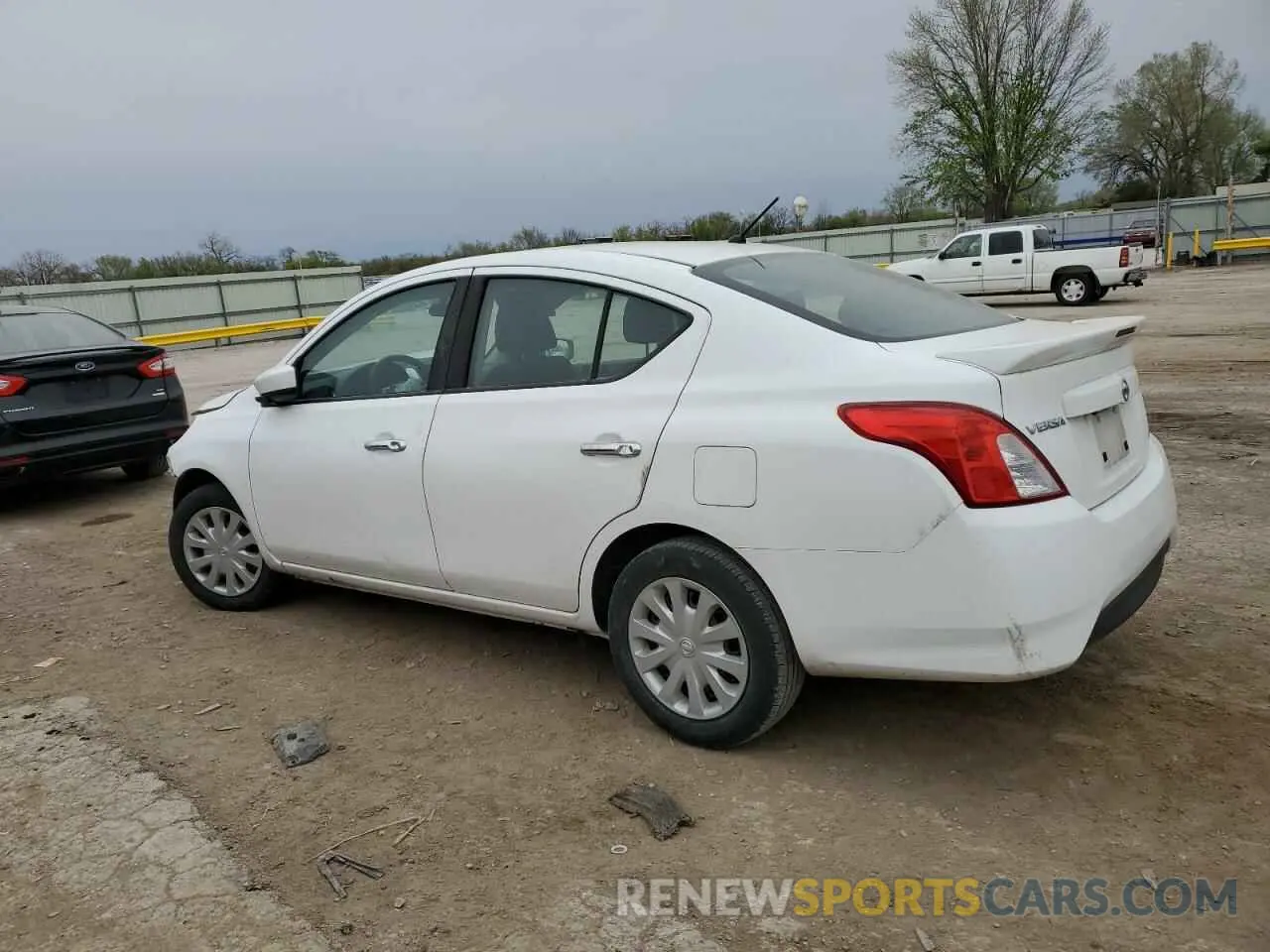 2 Photograph of a damaged car 3N1CN7AP8KL824078 NISSAN VERSA 2019