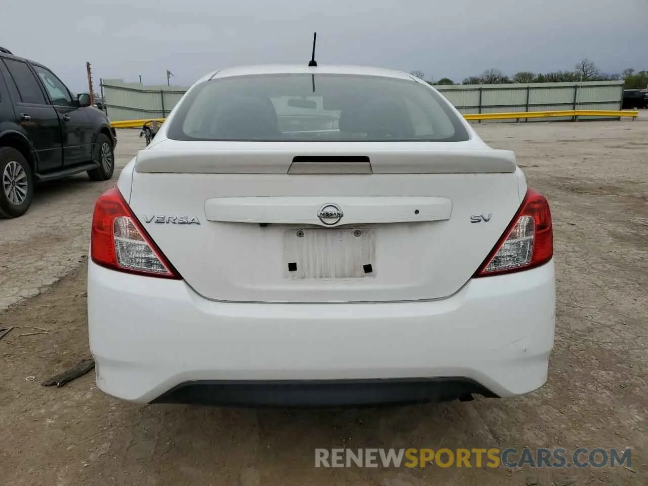6 Photograph of a damaged car 3N1CN7AP8KL824078 NISSAN VERSA 2019