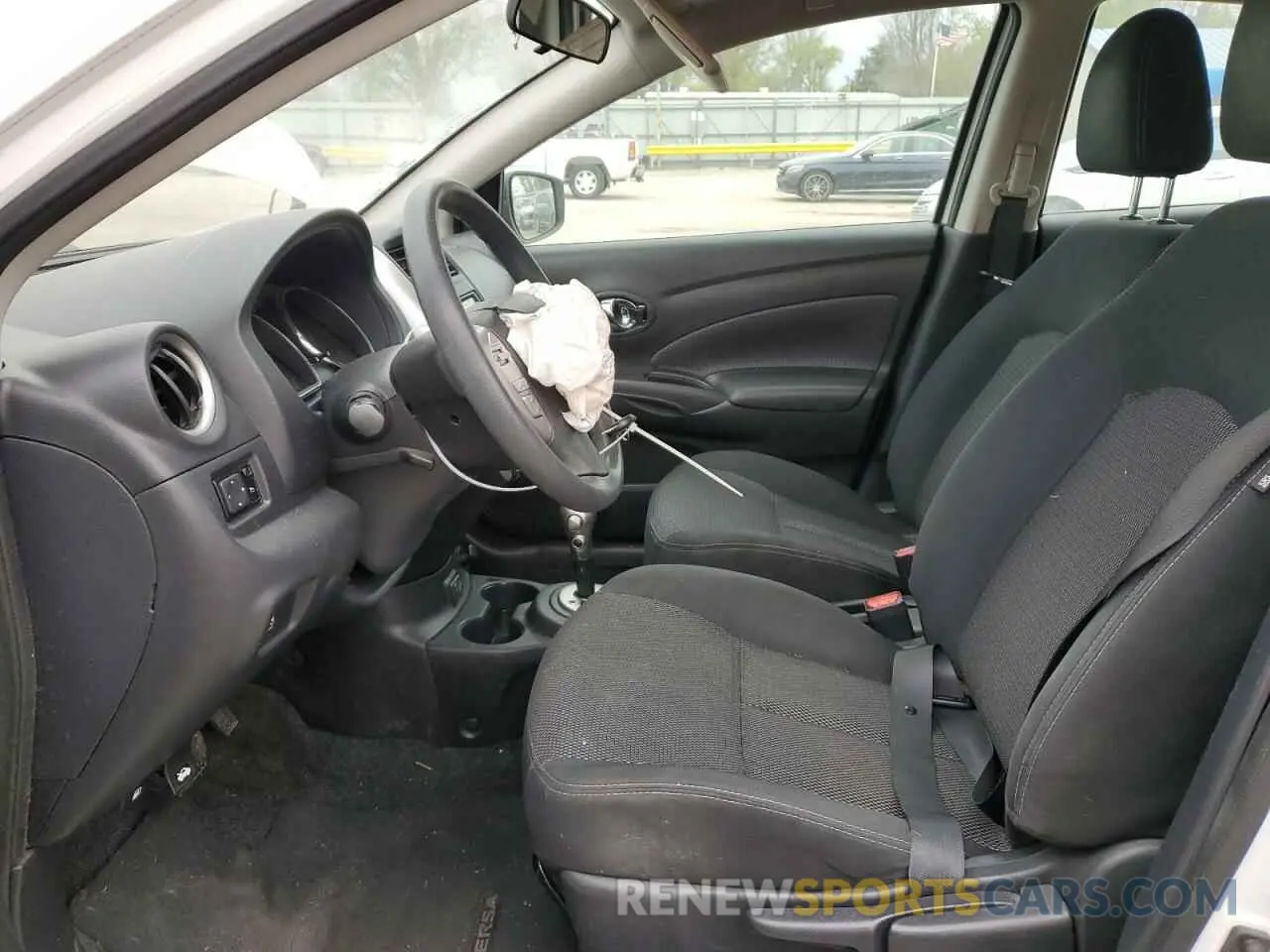 7 Photograph of a damaged car 3N1CN7AP8KL824078 NISSAN VERSA 2019