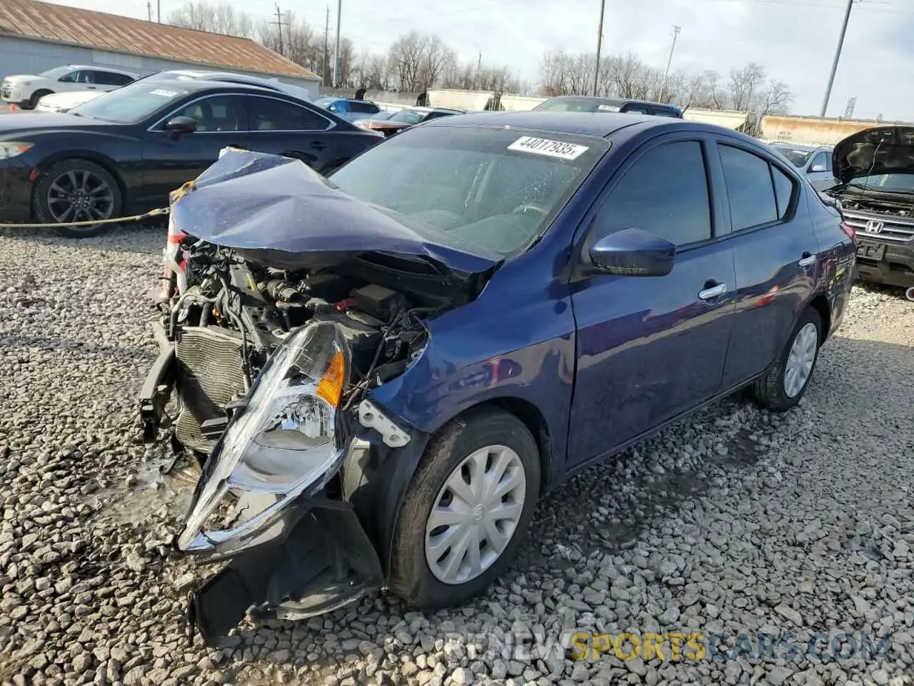 1 Фотография поврежденного автомобиля 3N1CN7AP8KL826560 NISSAN VERSA 2019