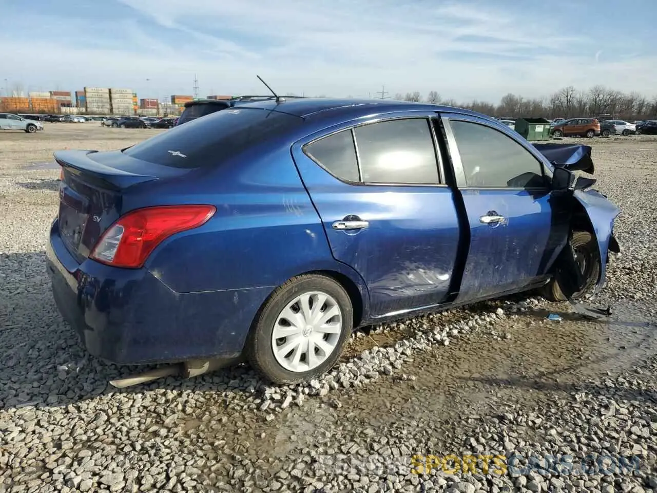 3 Фотография поврежденного автомобиля 3N1CN7AP8KL826560 NISSAN VERSA 2019