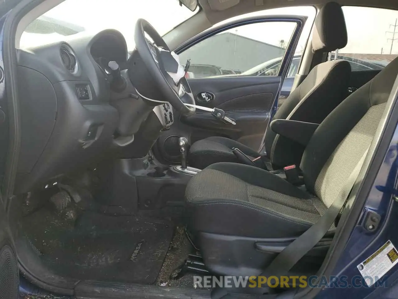 7 Фотография поврежденного автомобиля 3N1CN7AP8KL826560 NISSAN VERSA 2019