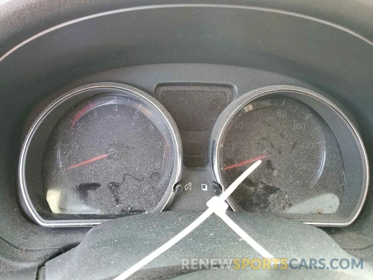 9 Фотография поврежденного автомобиля 3N1CN7AP8KL826560 NISSAN VERSA 2019