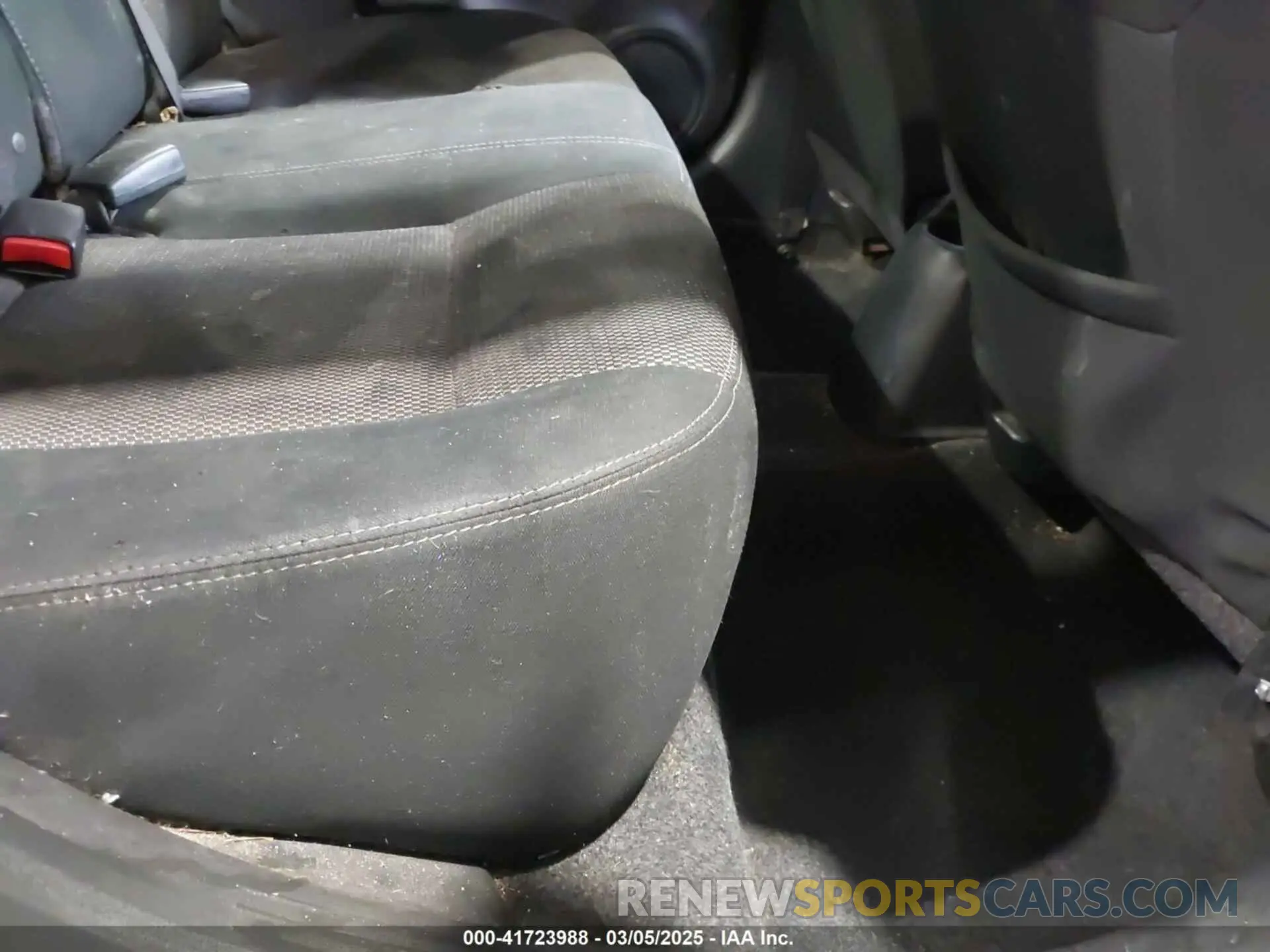 8 Фотография поврежденного автомобиля 3N1CN7AP8KL828874 NISSAN VERSA 2019