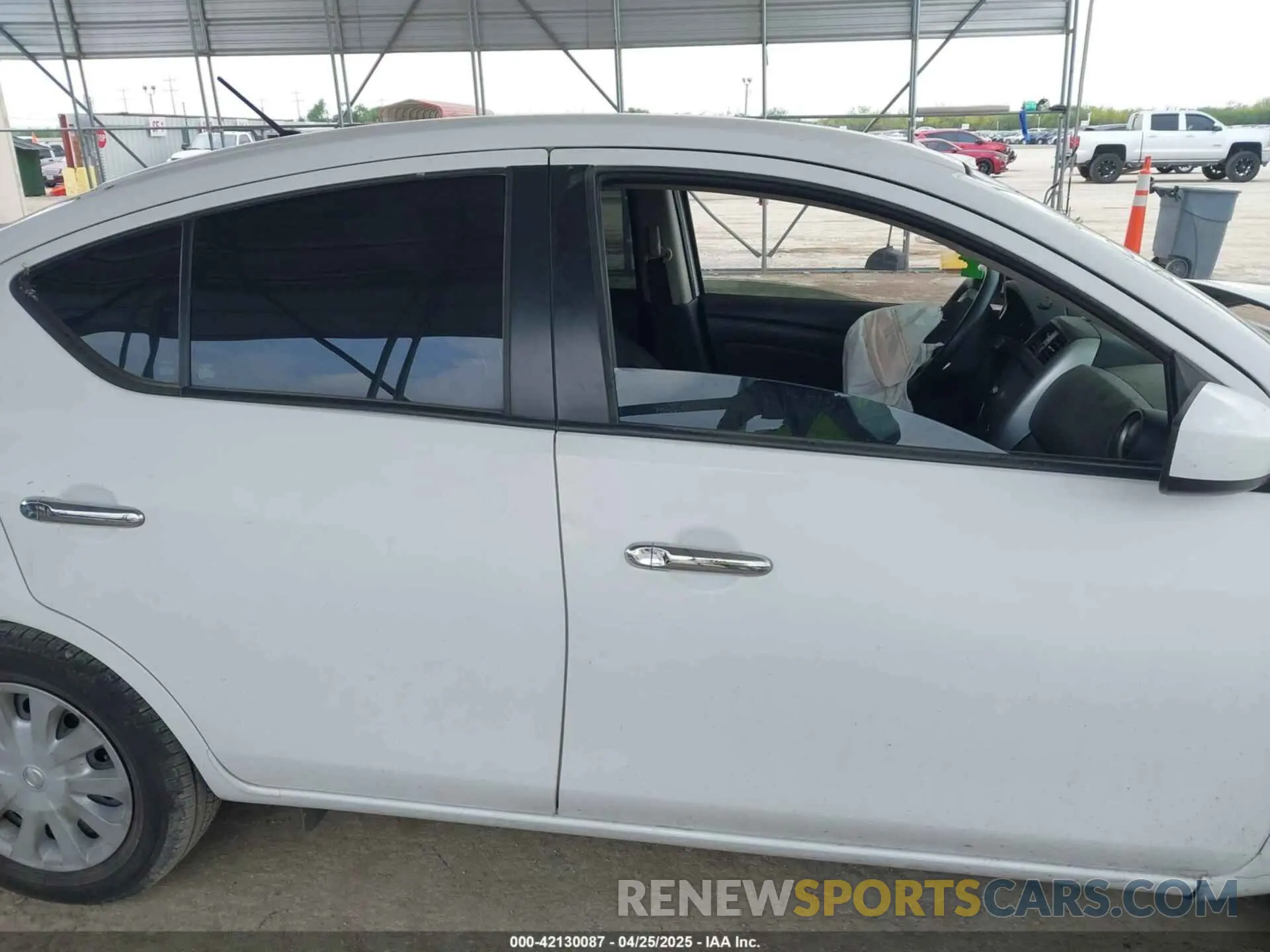 12 Photograph of a damaged car 3N1CN7AP8KL831449 NISSAN VERSA 2019