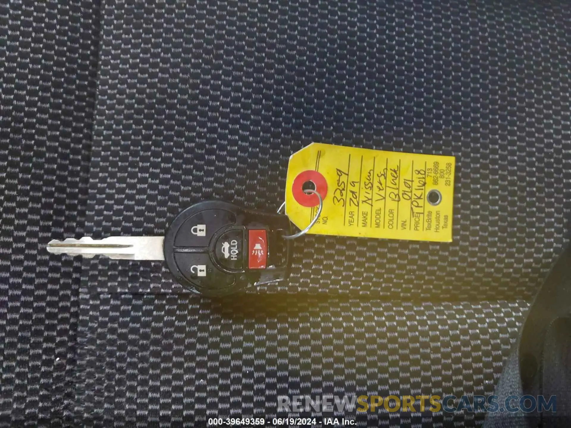 11 Photograph of a damaged car 3N1CN7AP8KL850101 NISSAN VERSA 2019