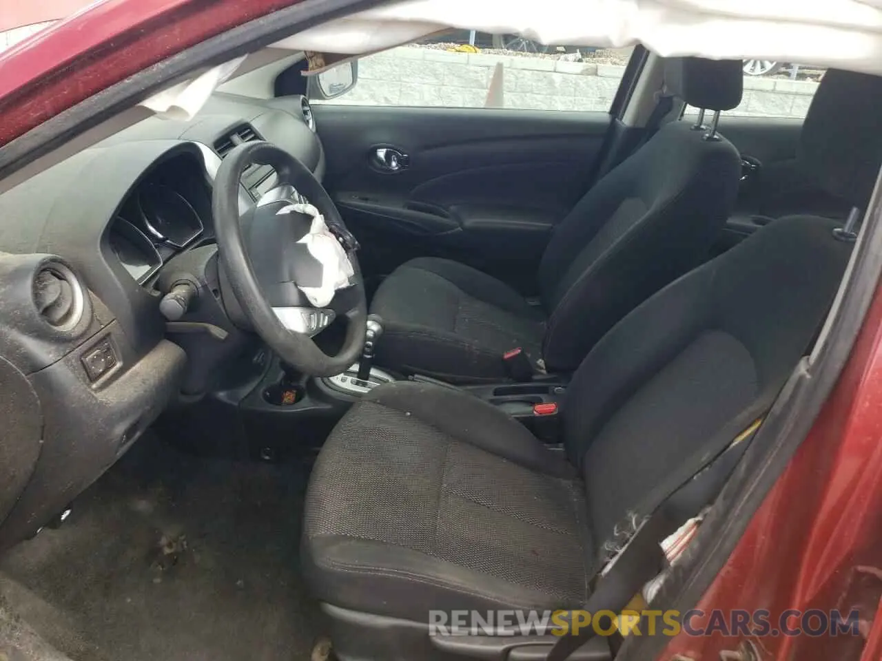 7 Photograph of a damaged car 3N1CN7AP8KL861356 NISSAN VERSA 2019