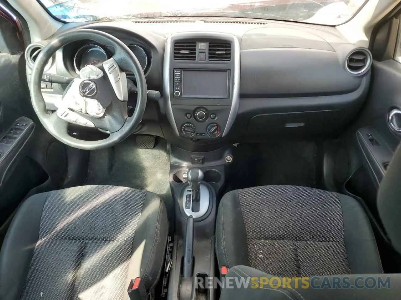 8 Photograph of a damaged car 3N1CN7AP8KL861356 NISSAN VERSA 2019