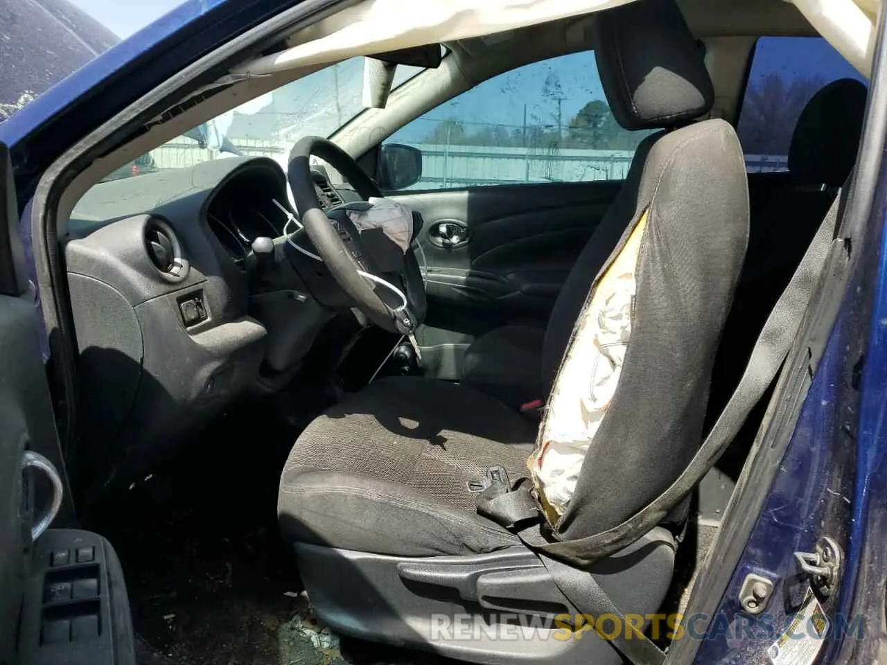 7 Photograph of a damaged car 3N1CN7AP8KL862264 NISSAN VERSA 2019