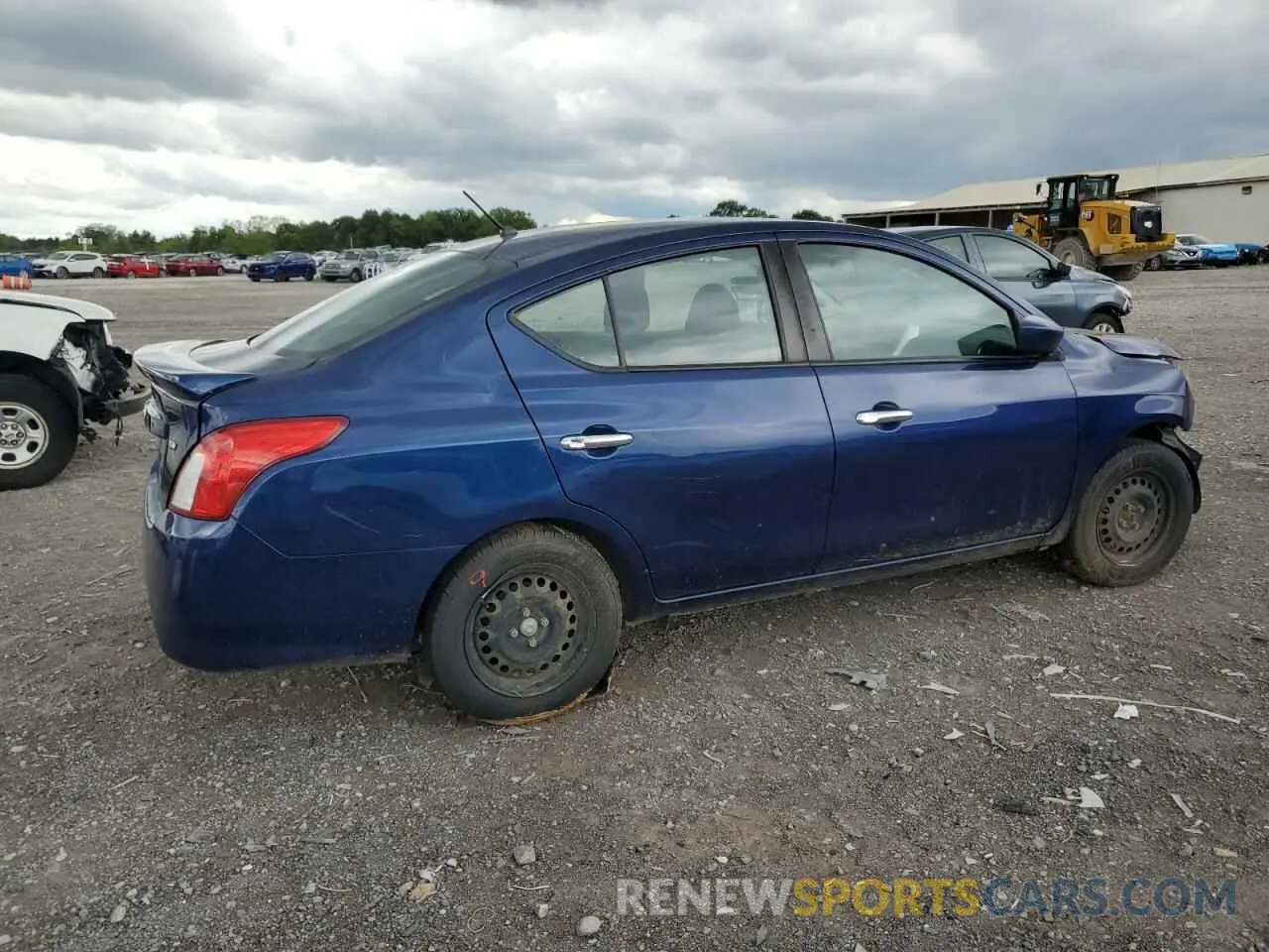 3 Фотография поврежденного автомобиля 3N1CN7AP8KL864080 NISSAN VERSA 2019