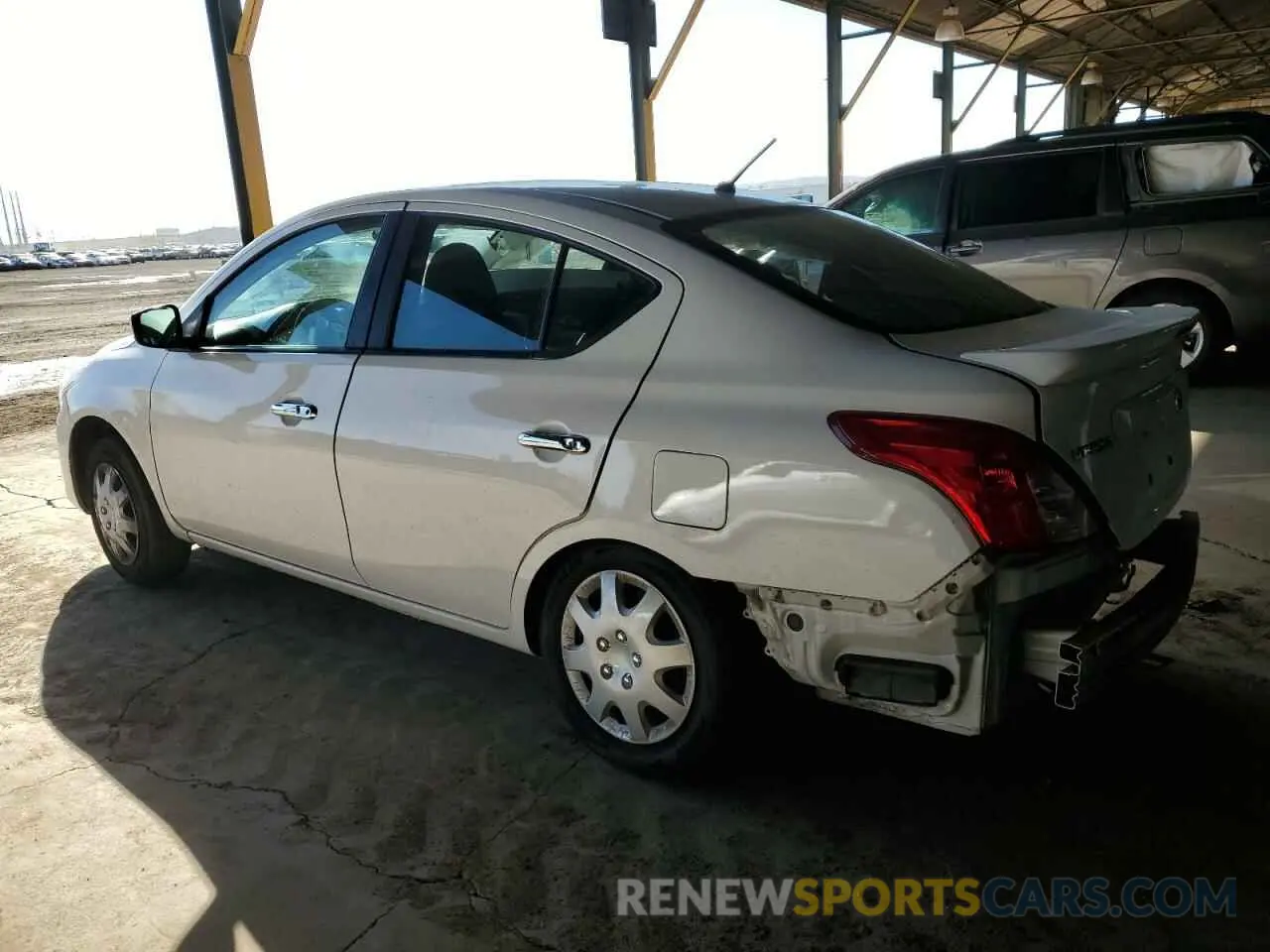 2 Фотография поврежденного автомобиля 3N1CN7AP8KL871353 NISSAN VERSA 2019