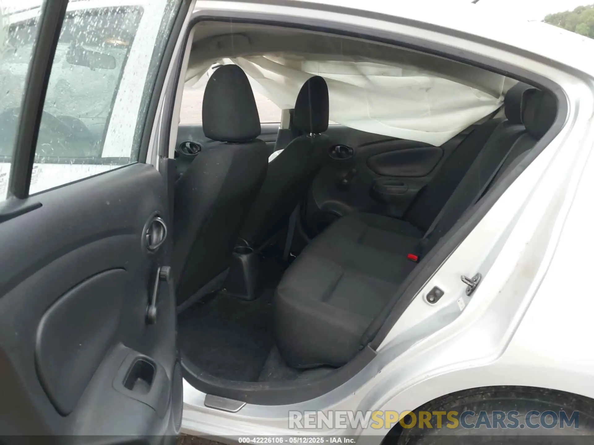 8 Photograph of a damaged car 3N1CN7AP9KL811257 NISSAN VERSA 2019