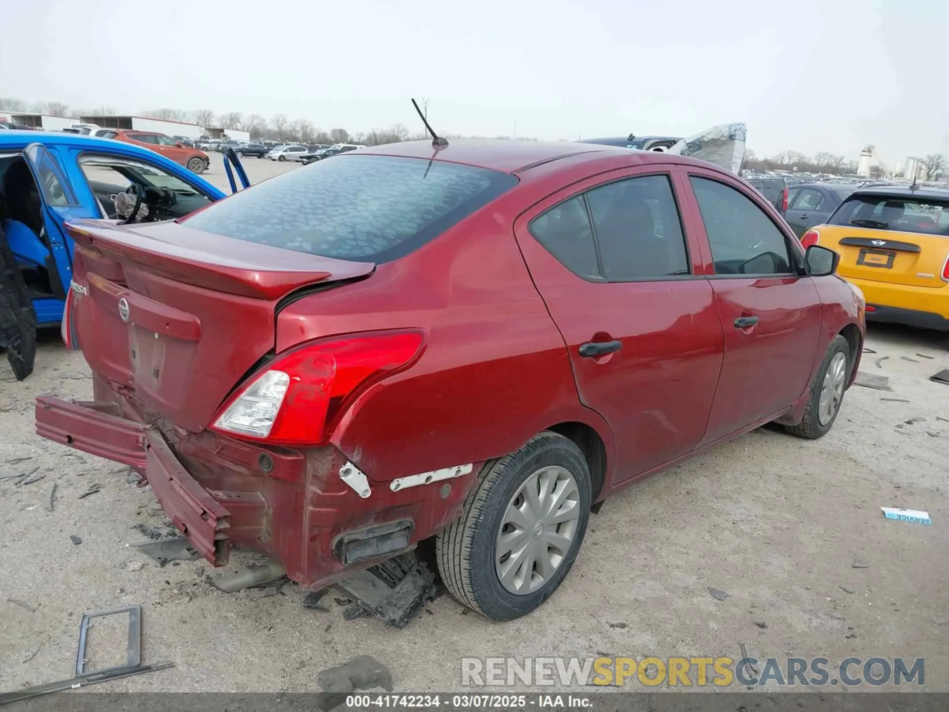 4 Photograph of a damaged car 3N1CN7AP9KL818340 NISSAN VERSA 2019