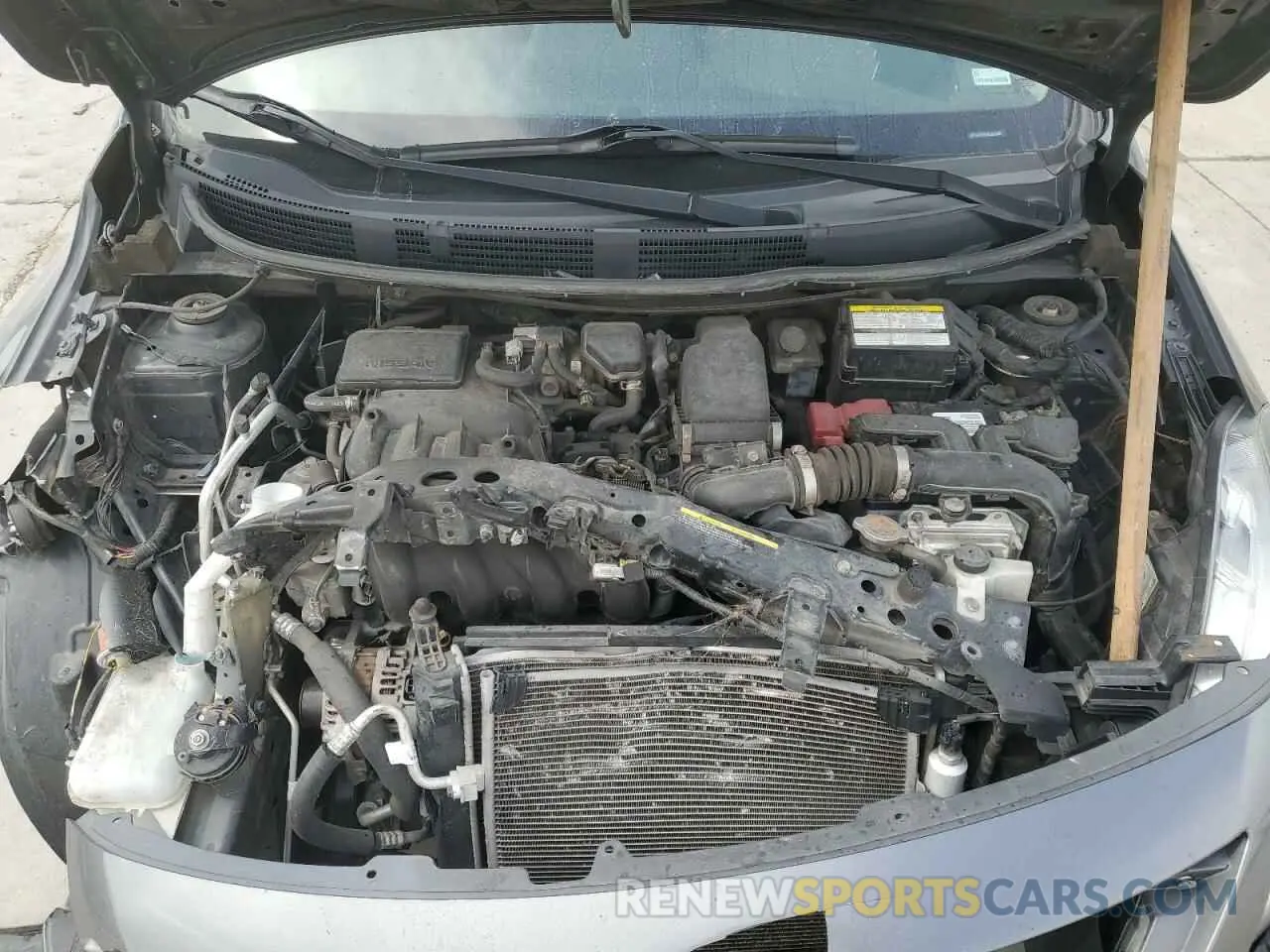11 Фотография поврежденного автомобиля 3N1CN7AP9KL821500 NISSAN VERSA 2019
