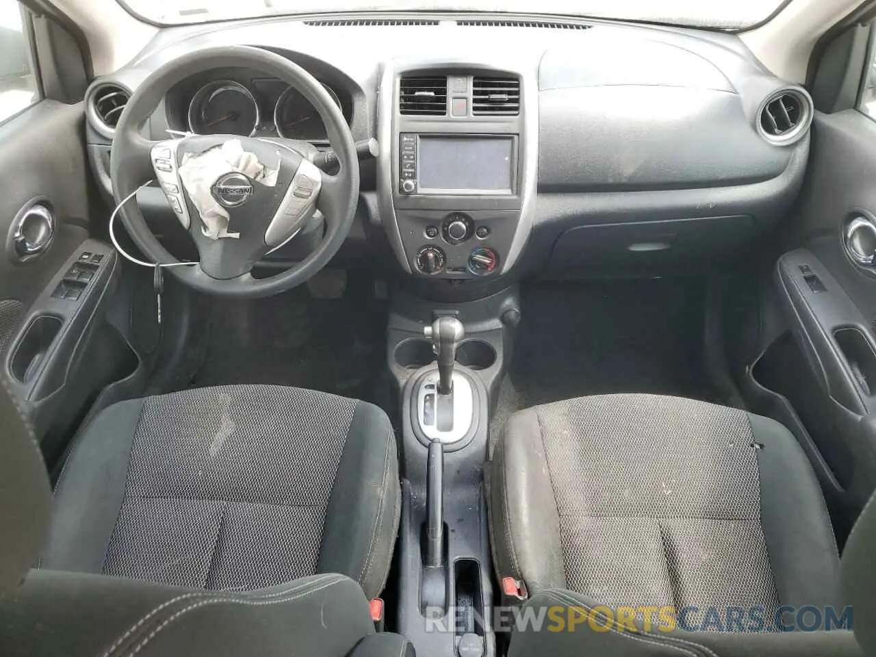 8 Фотография поврежденного автомобиля 3N1CN7AP9KL821500 NISSAN VERSA 2019