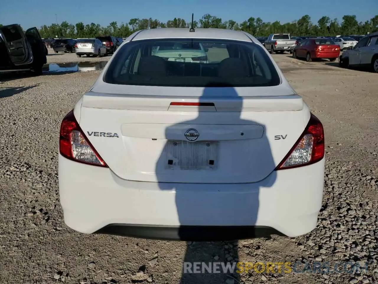 6 Photograph of a damaged car 3N1CN7AP9KL831346 NISSAN VERSA 2019