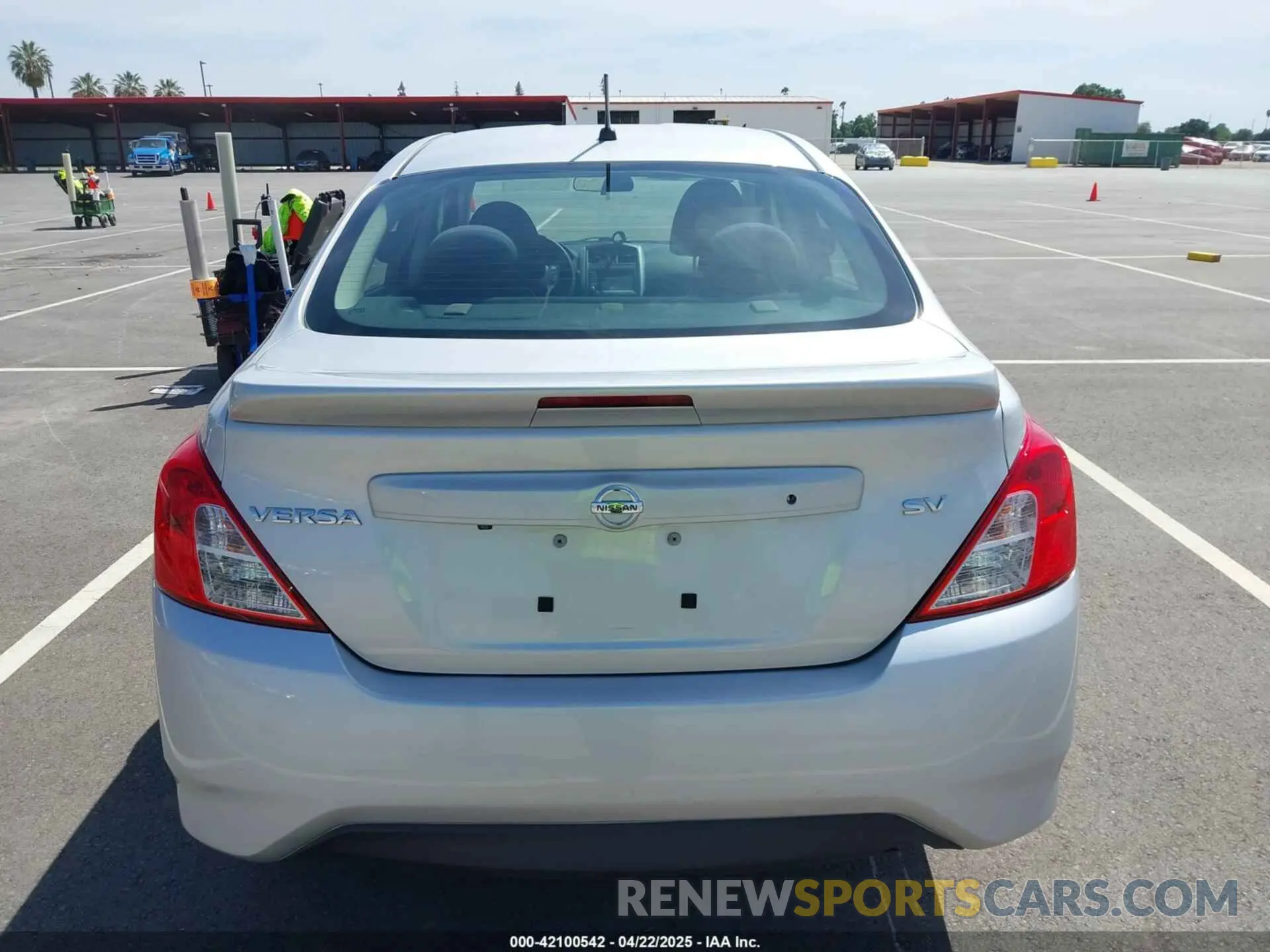 16 Фотография поврежденного автомобиля 3N1CN7AP9KL867893 NISSAN VERSA 2019