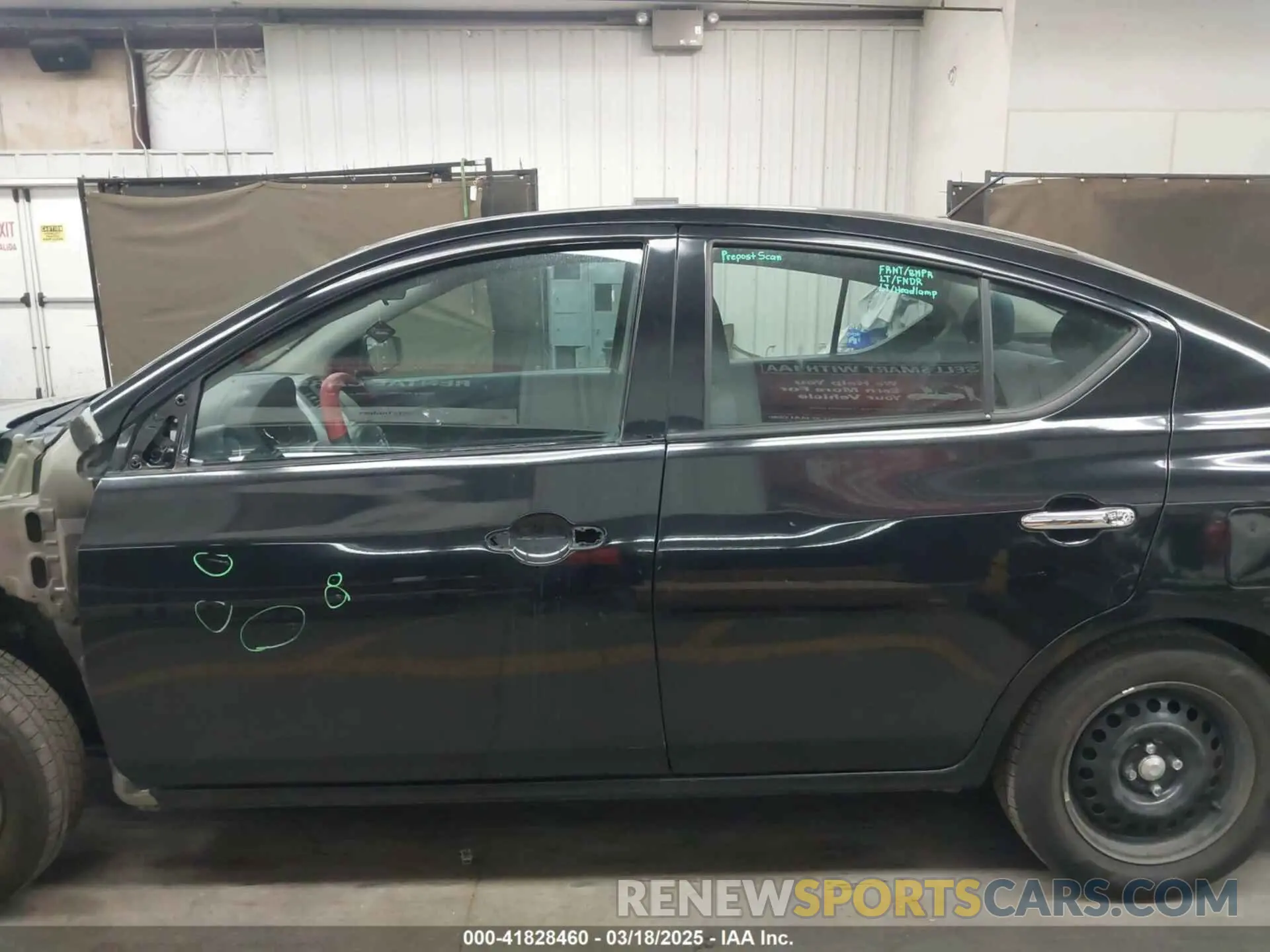15 Photograph of a damaged car 3N1CN7APXKL808206 NISSAN VERSA 2019