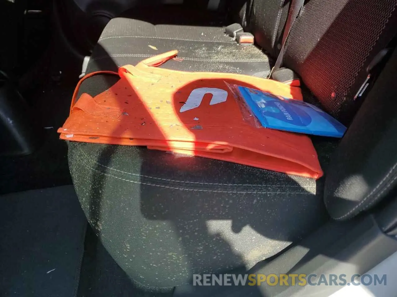 10 Photograph of a damaged car 3N1CN7APXKL865246 NISSAN VERSA 2019
