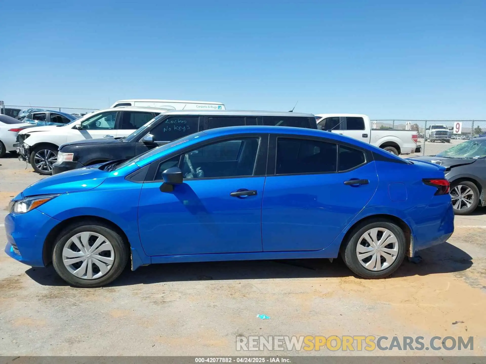 14 Photograph of a damaged car 3N1CN8DV0LL801833 NISSAN VERSA 2020