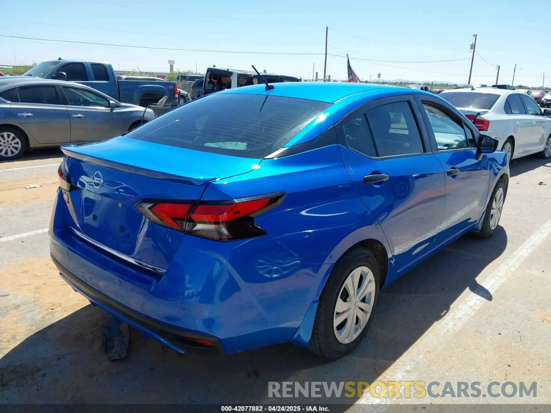 4 Photograph of a damaged car 3N1CN8DV0LL801833 NISSAN VERSA 2020