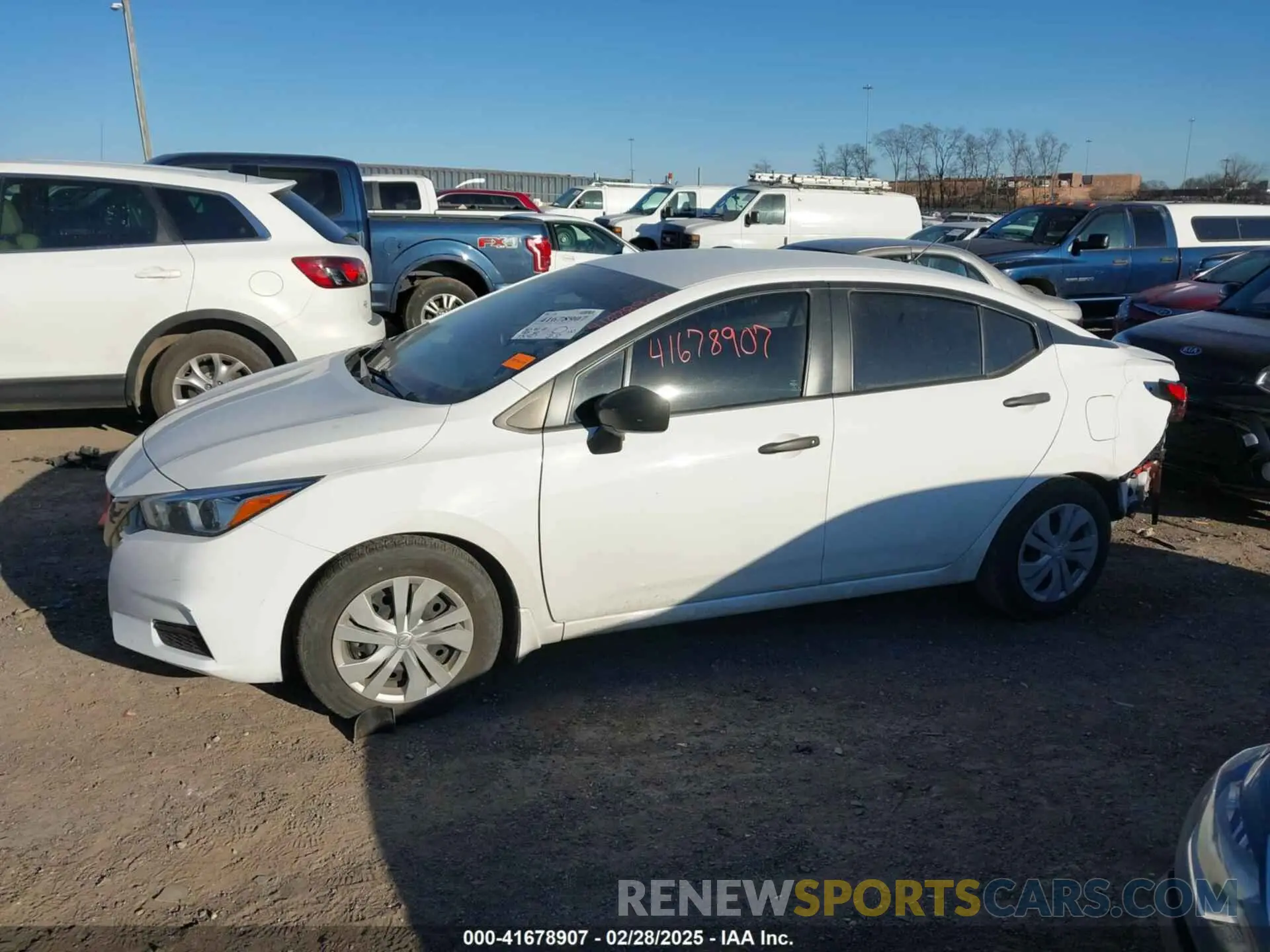 14 Photograph of a damaged car 3N1CN8DV0LL806403 NISSAN VERSA 2020