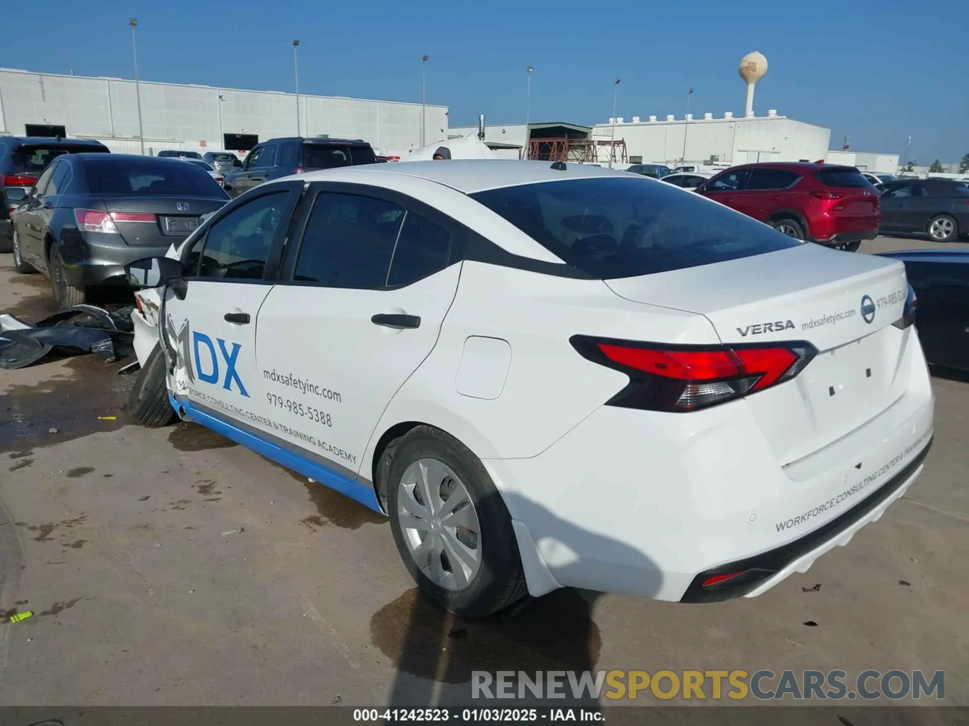 3 Photograph of a damaged car 3N1CN8DV1LL813781 NISSAN VERSA 2020