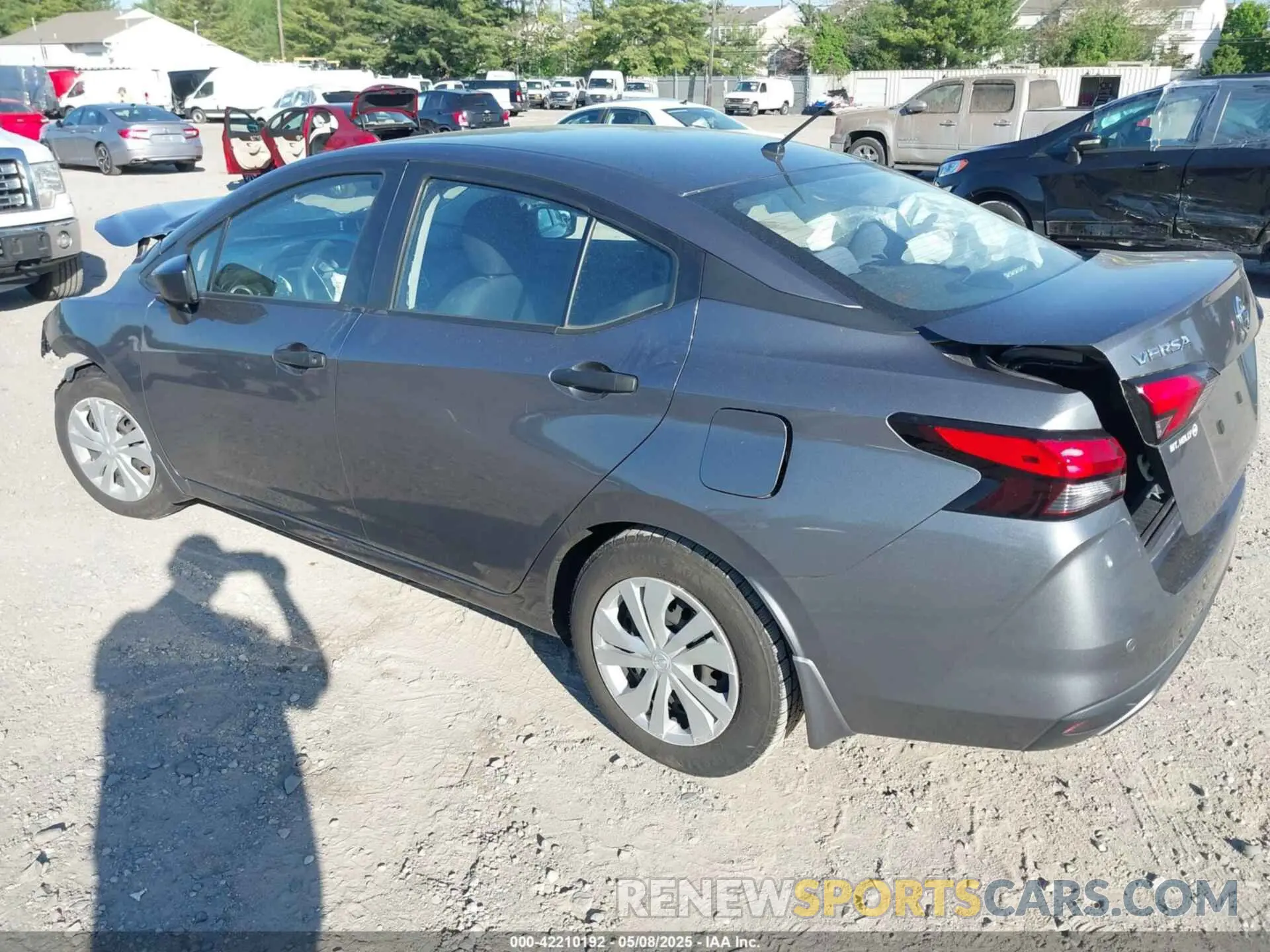 3 Photograph of a damaged car 3N1CN8DV1LL834727 NISSAN VERSA 2020