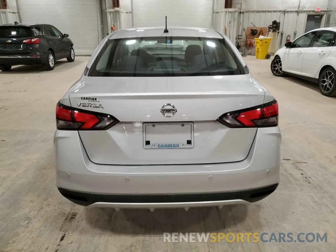 6 Photograph of a damaged car 3N1CN8DV1LL905781 NISSAN VERSA 2020