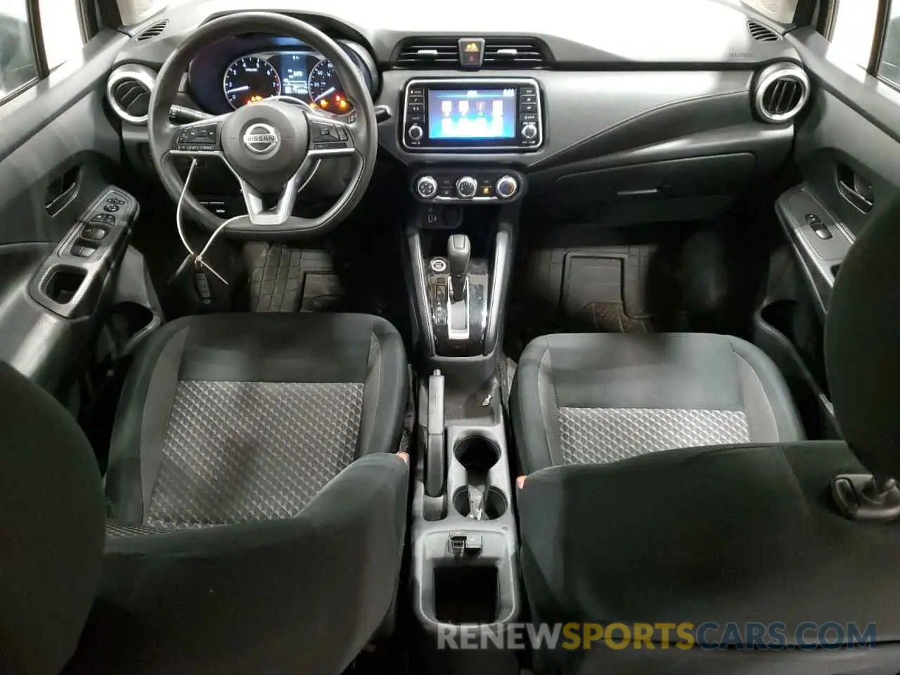 8 Photograph of a damaged car 3N1CN8DV1LL905781 NISSAN VERSA 2020