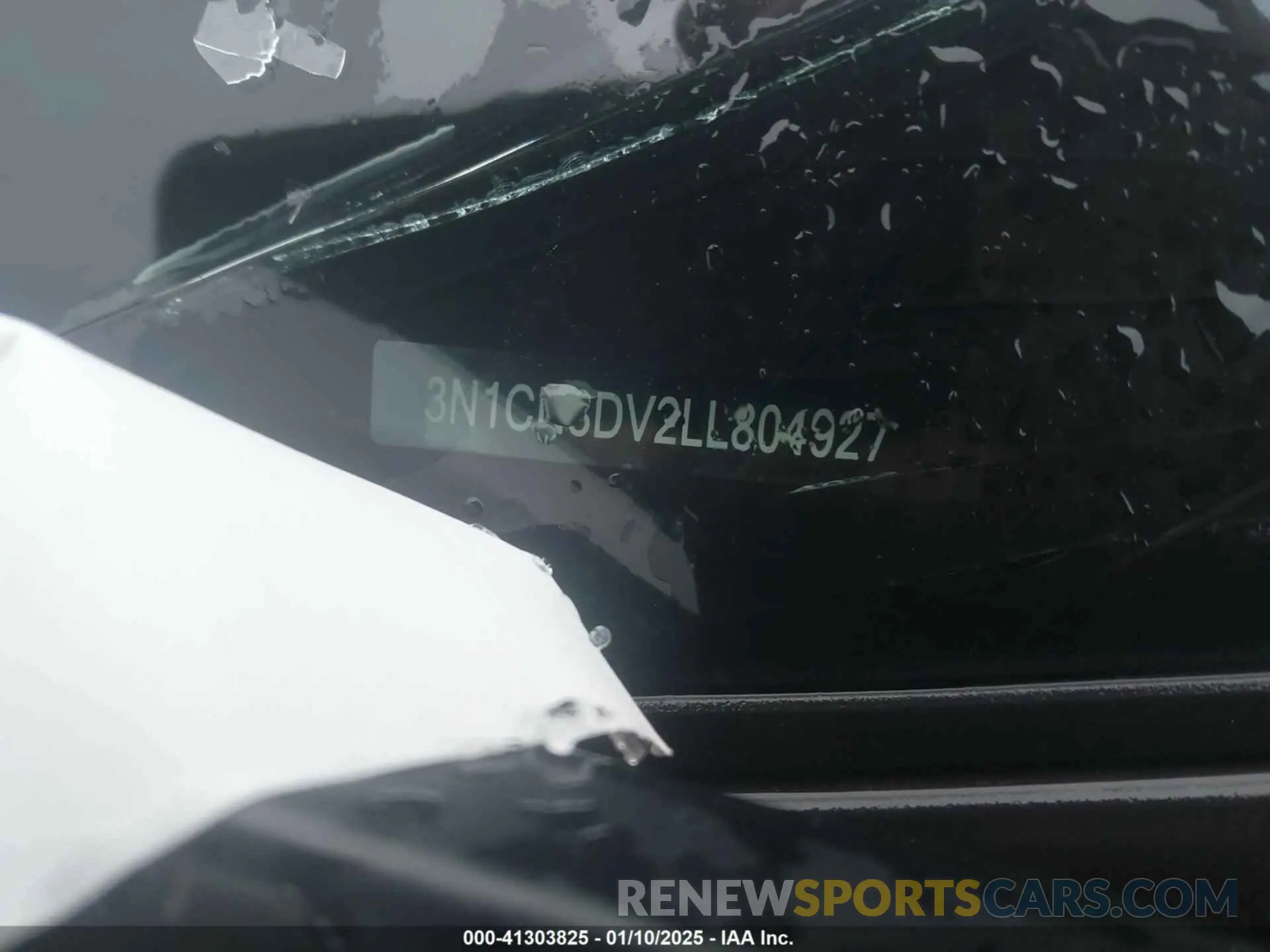 9 Photograph of a damaged car 3N1CN8DV2LL804927 NISSAN VERSA 2020